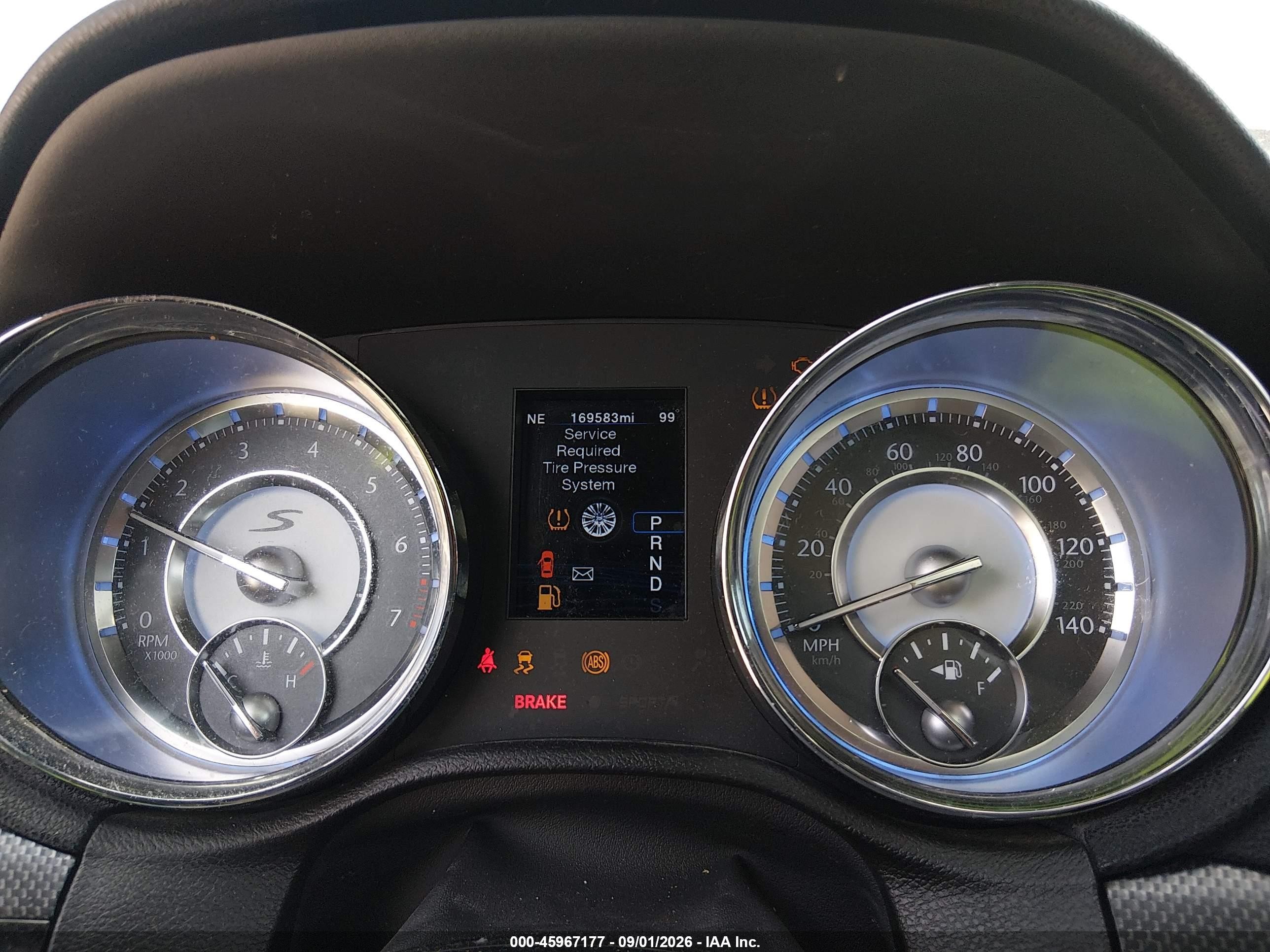 2012 Chrysler 300 VIN 2C3CCABG4CH157264 IAAI salvage auction — Normal Wear, Clear (Missouri), sold $875 on 2026-09-10 (photo 7)