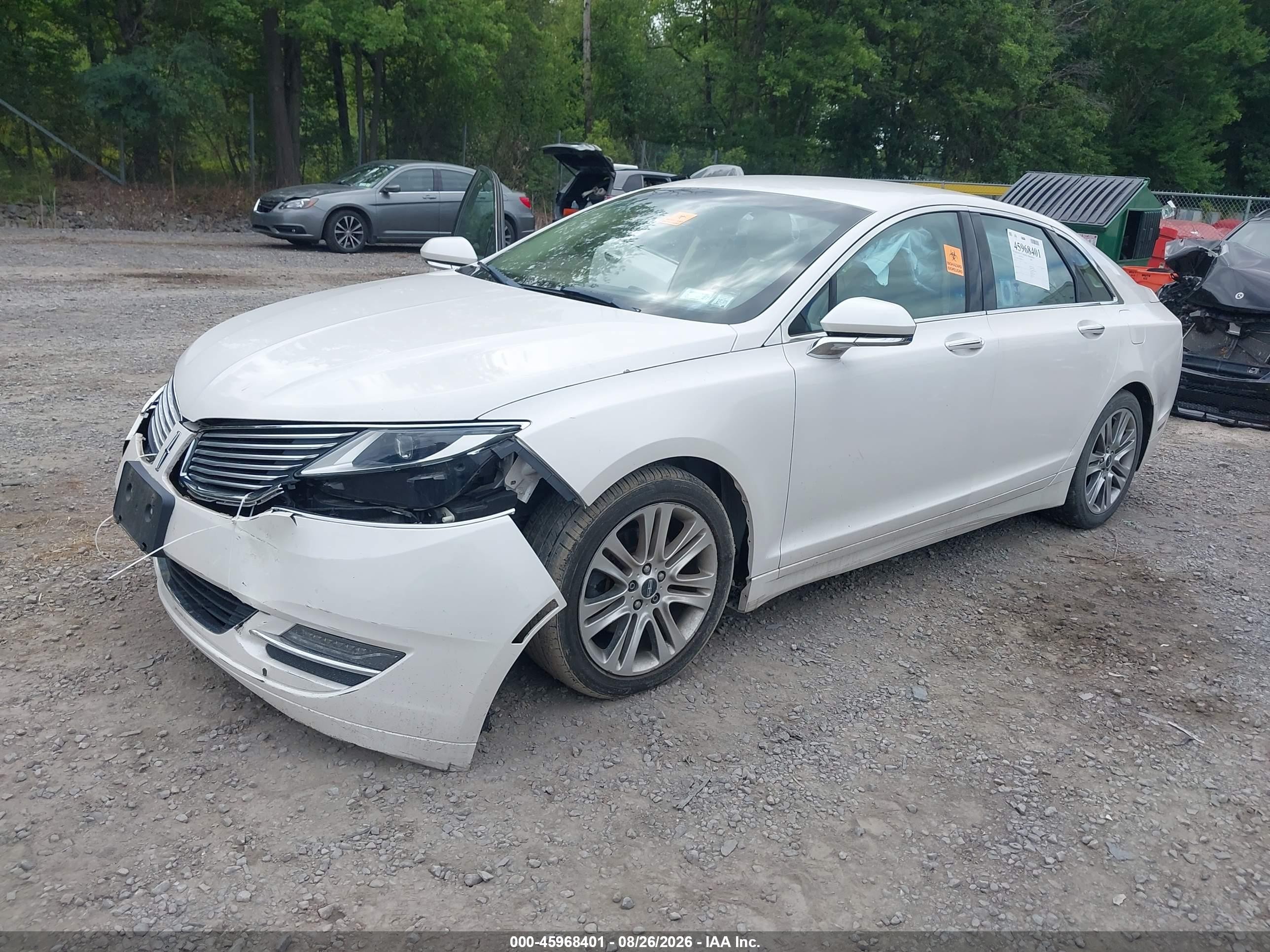 2013 Lincoln MKZ VIN 3LN6L2G98DR823598 IAAI salvage auction — Biohazard/Chemical, Mv-907A (New York), sold $800 on 2026-09-10 (photo 2)