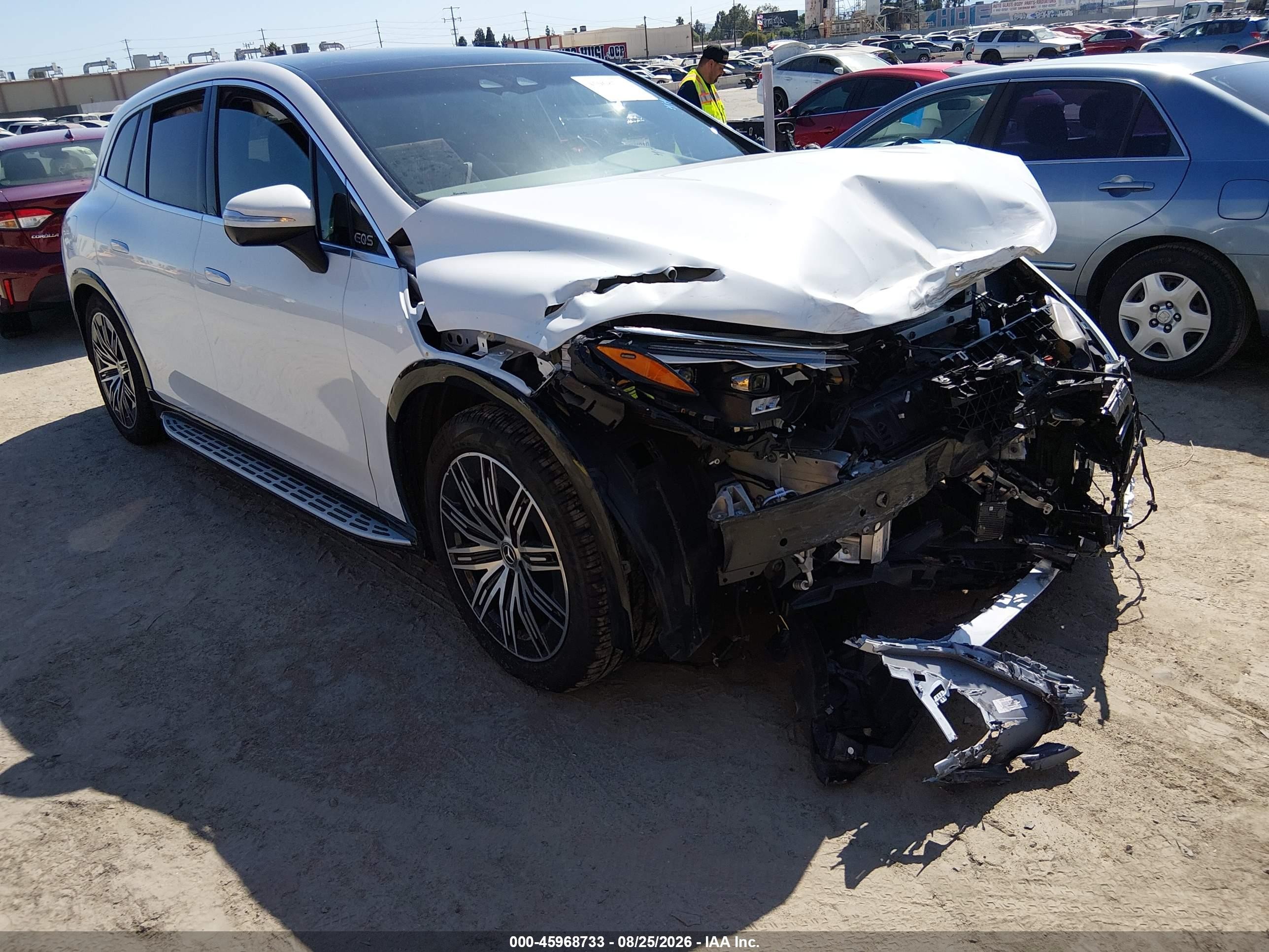 2026 Mercedes-Benz EQS VIN 4JGDM2EB8TA039697 — IAAI salvage auction photo