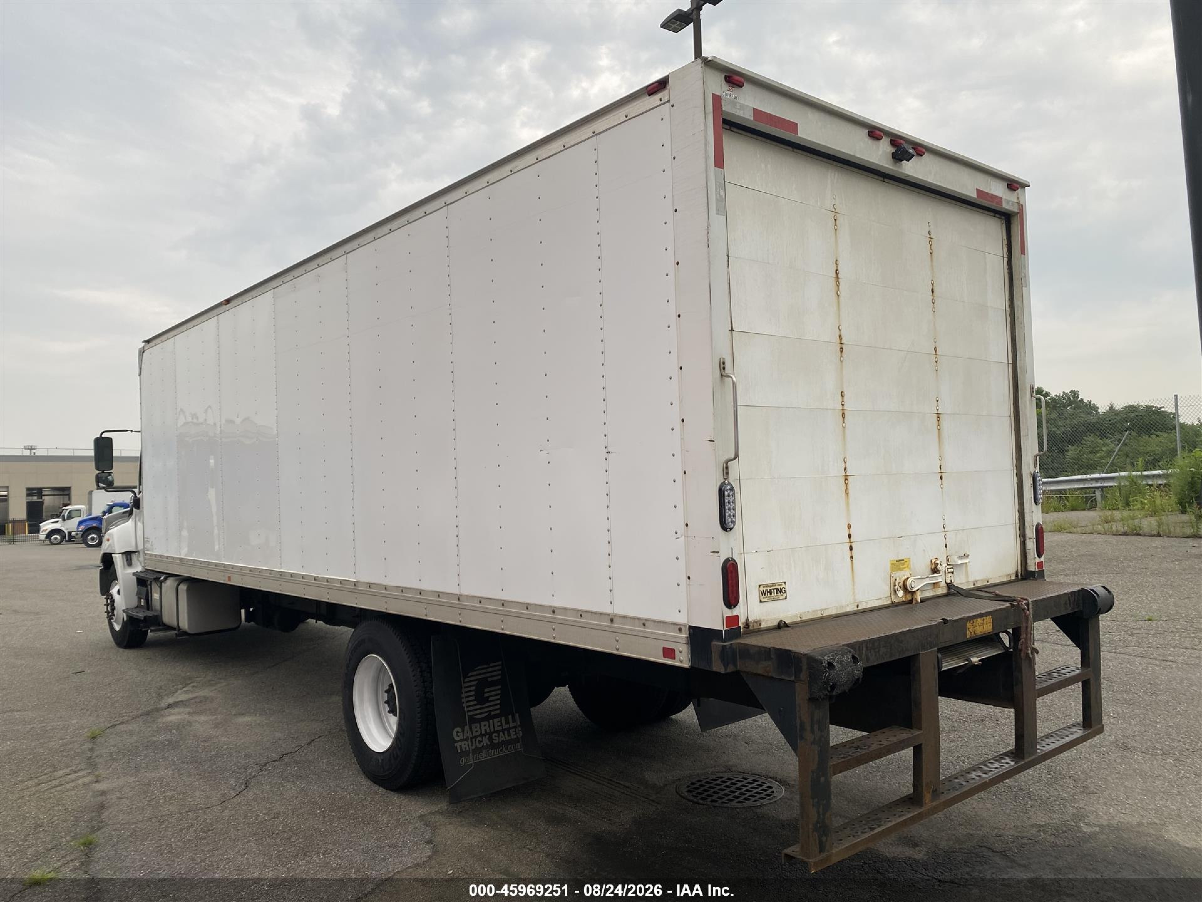 2017 Hino 338 VIN 5PVNV8JV9H4S57145 IAAI salvage auction — Normal Wear, Clear (New Jersey), sold $19,950 on 2026-09-18 (photo 3)