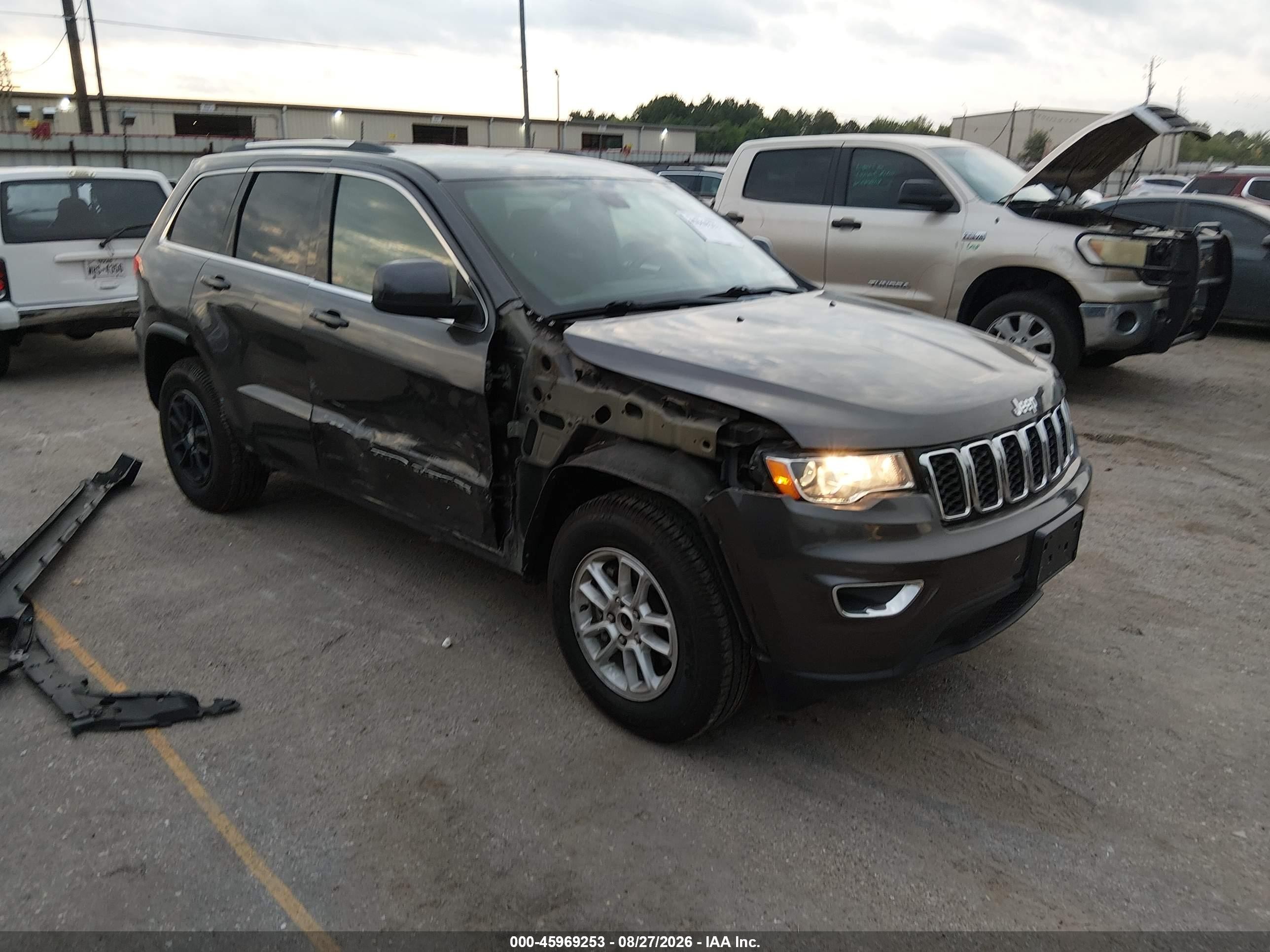 2019 Jeep Grand Cherokee VIN 1C4RJEAG7KC556496 — IAAI salvage auction photo