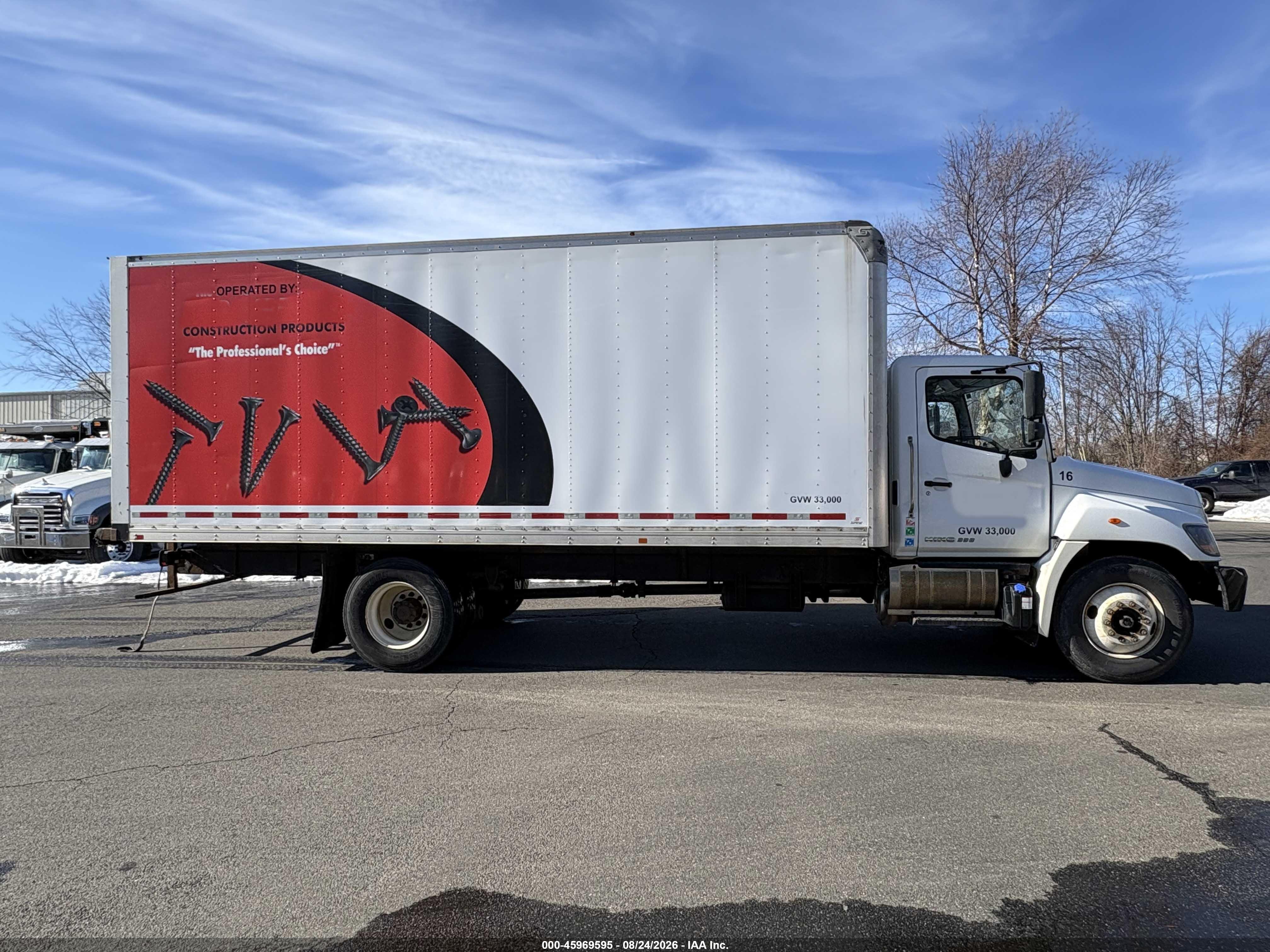 2019 Hino 338 VIN 5PVNV8JR0K4S51339 IAAI salvage auction — Normal Wear, Clear (Connecticut), sold $15,500 on 2026-09-18 (photo 8)