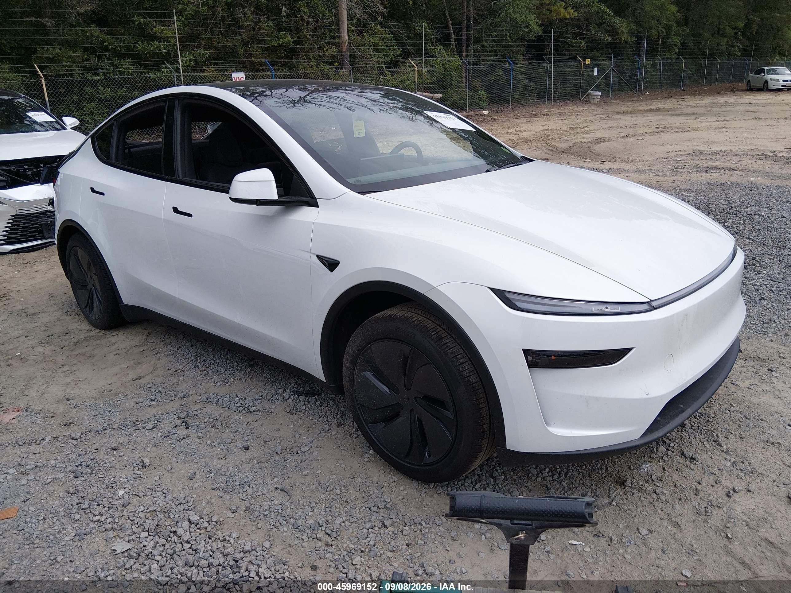 2026 Tesla Model Y VIN 7SAYGDED9TA654311 — IAAI salvage auction photo