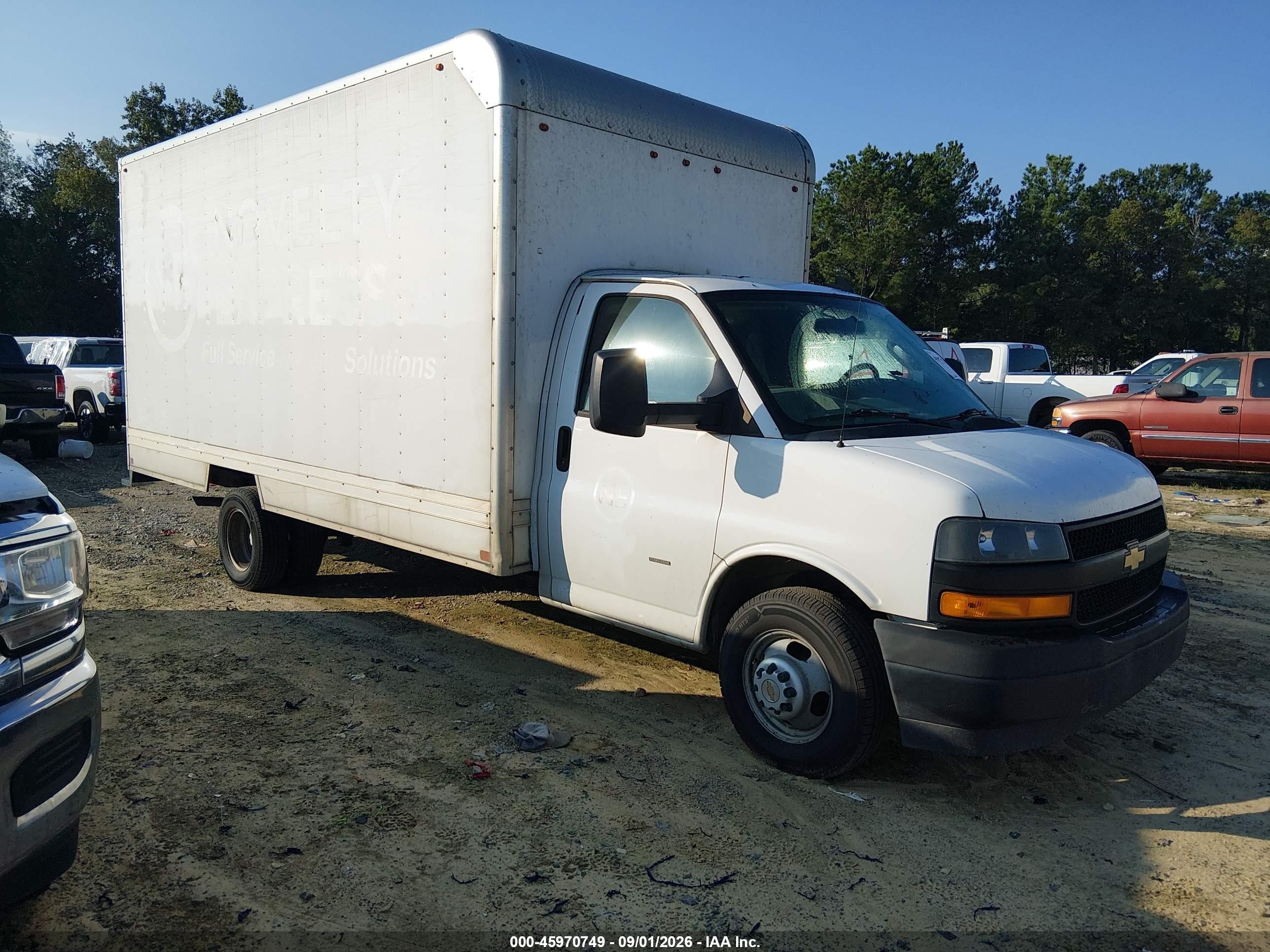 2020 Chevrolet Express 2500 VIN 1HA3GTCG4LN008639 — IAAI salvage auction photo