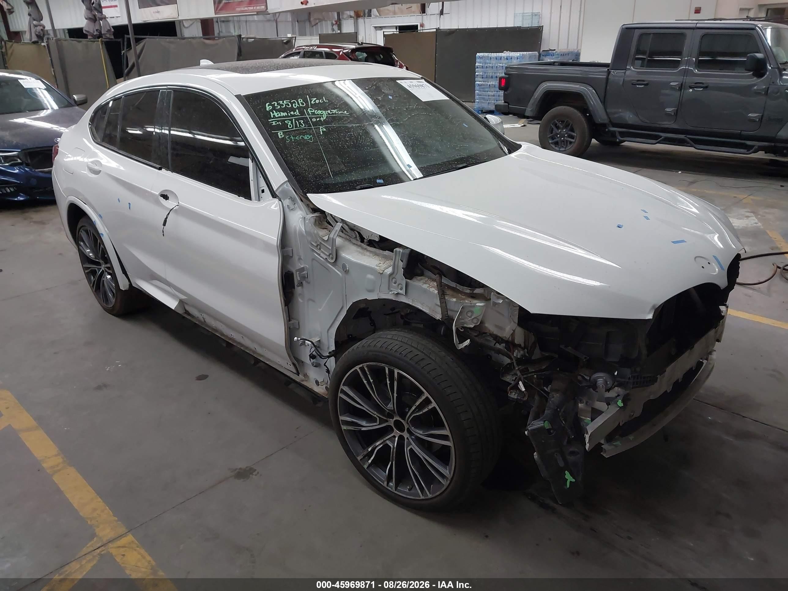 2022 BMW X4 VIN 5UX33DT02N9L51436 — IAAI salvage auction photo