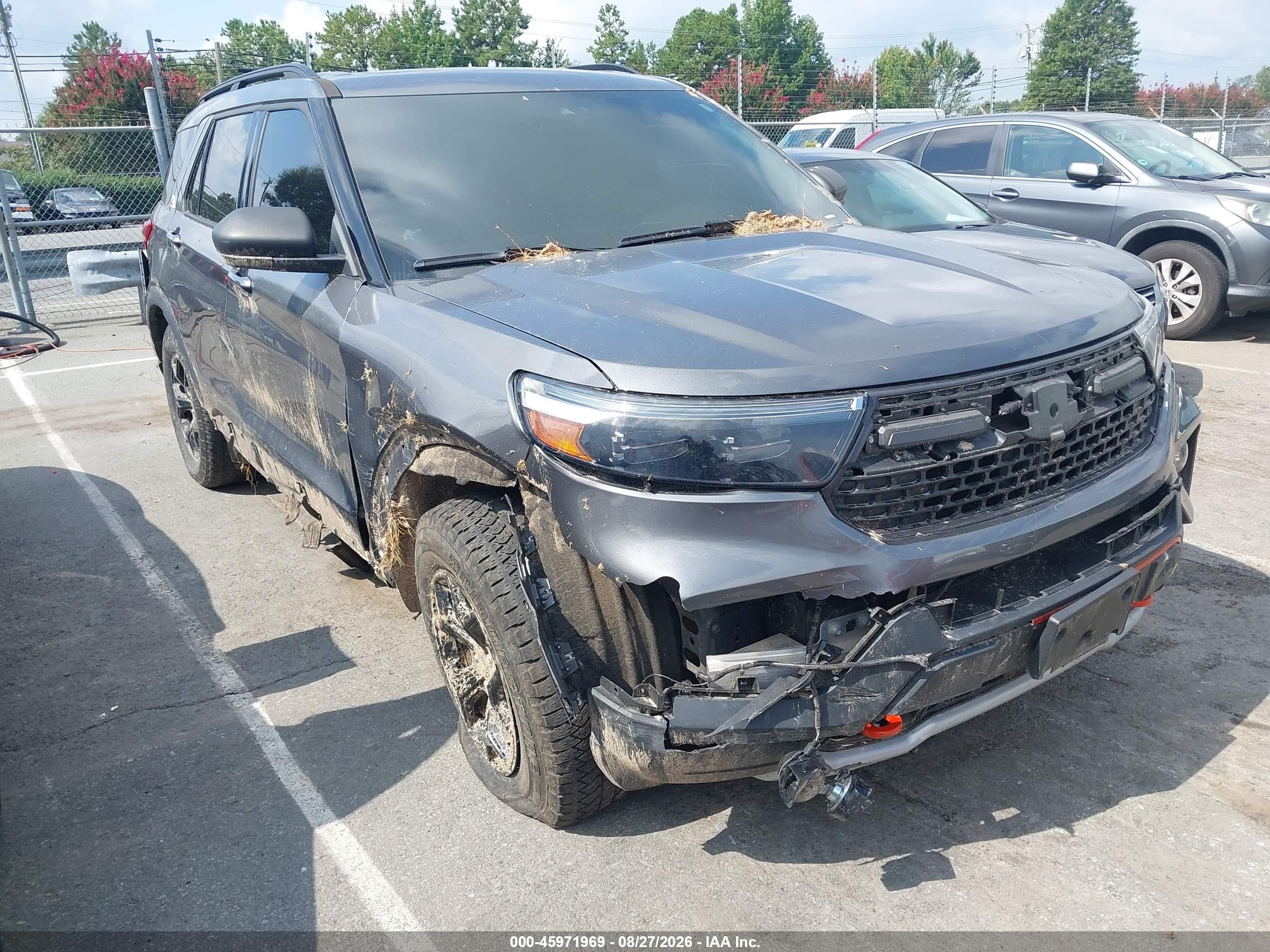 2022 Ford Explorer VIN 1FMSK8JH1NGC35863 — IAAI salvage auction photo