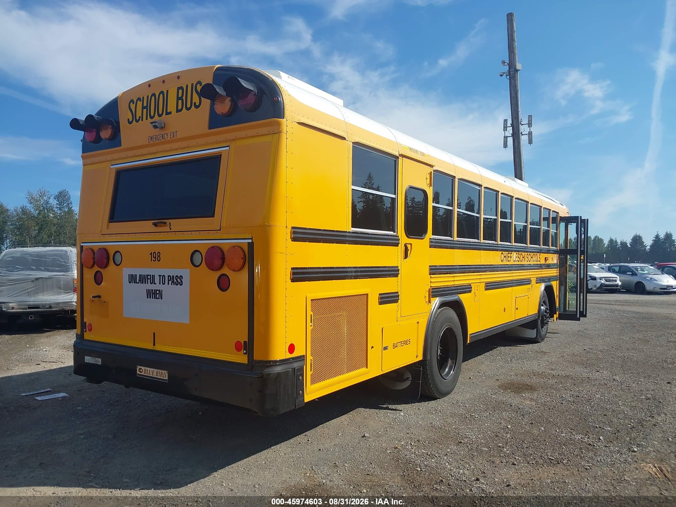 2016 Blue Bird School Bus / Transit Bus VIN 1BABGBPA6GF319984 IAAI salvage auction — Normal Wear, Sf97 (Washington), sold $10,400 on 2026-09-10 (photo 4)