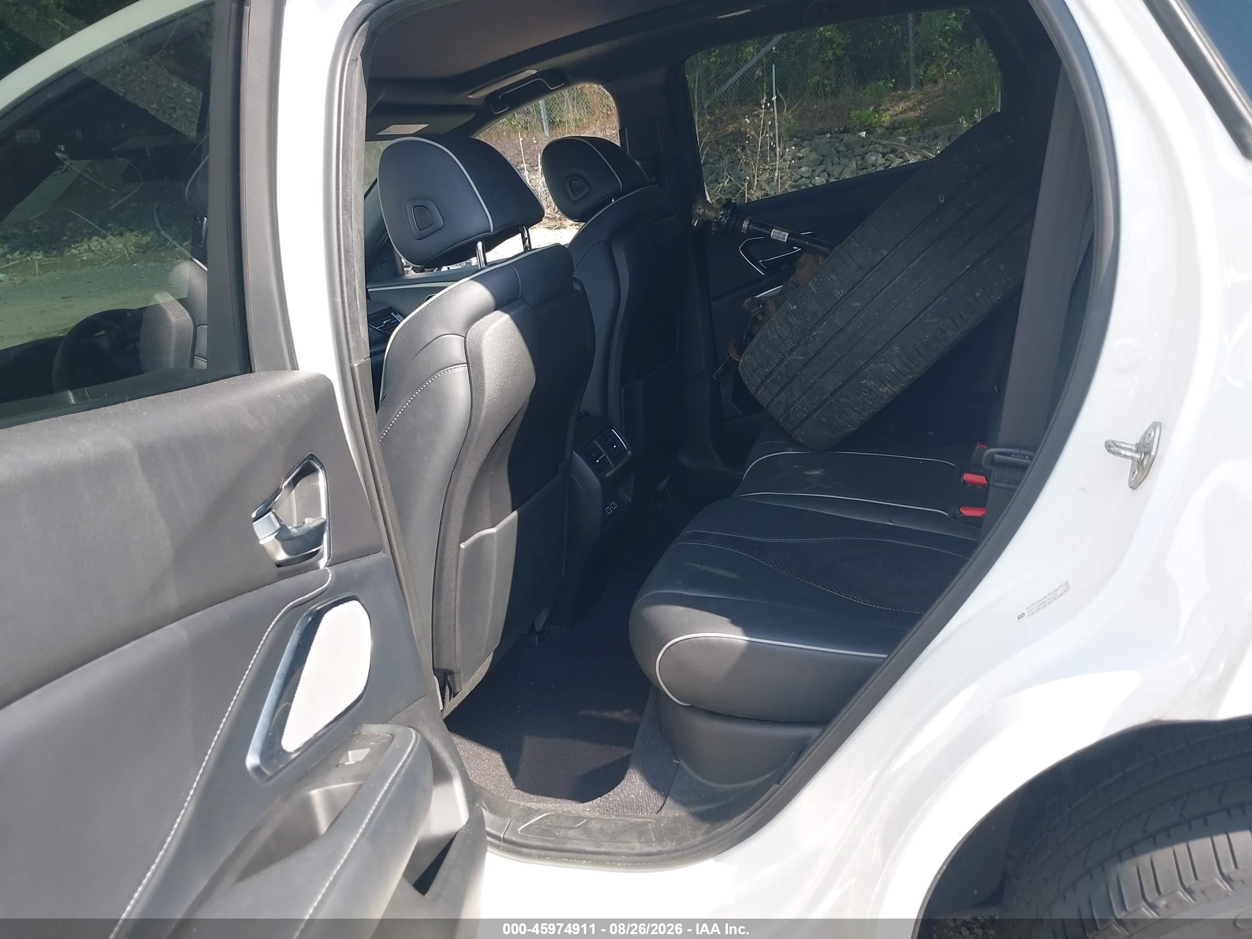 2019 Acura Rdx VIN 5J8TC2H66KL021706 IAAI salvage auction — Side, Mv-907A (New York), sold $4,400 on 2026-09-23 (photo 8)