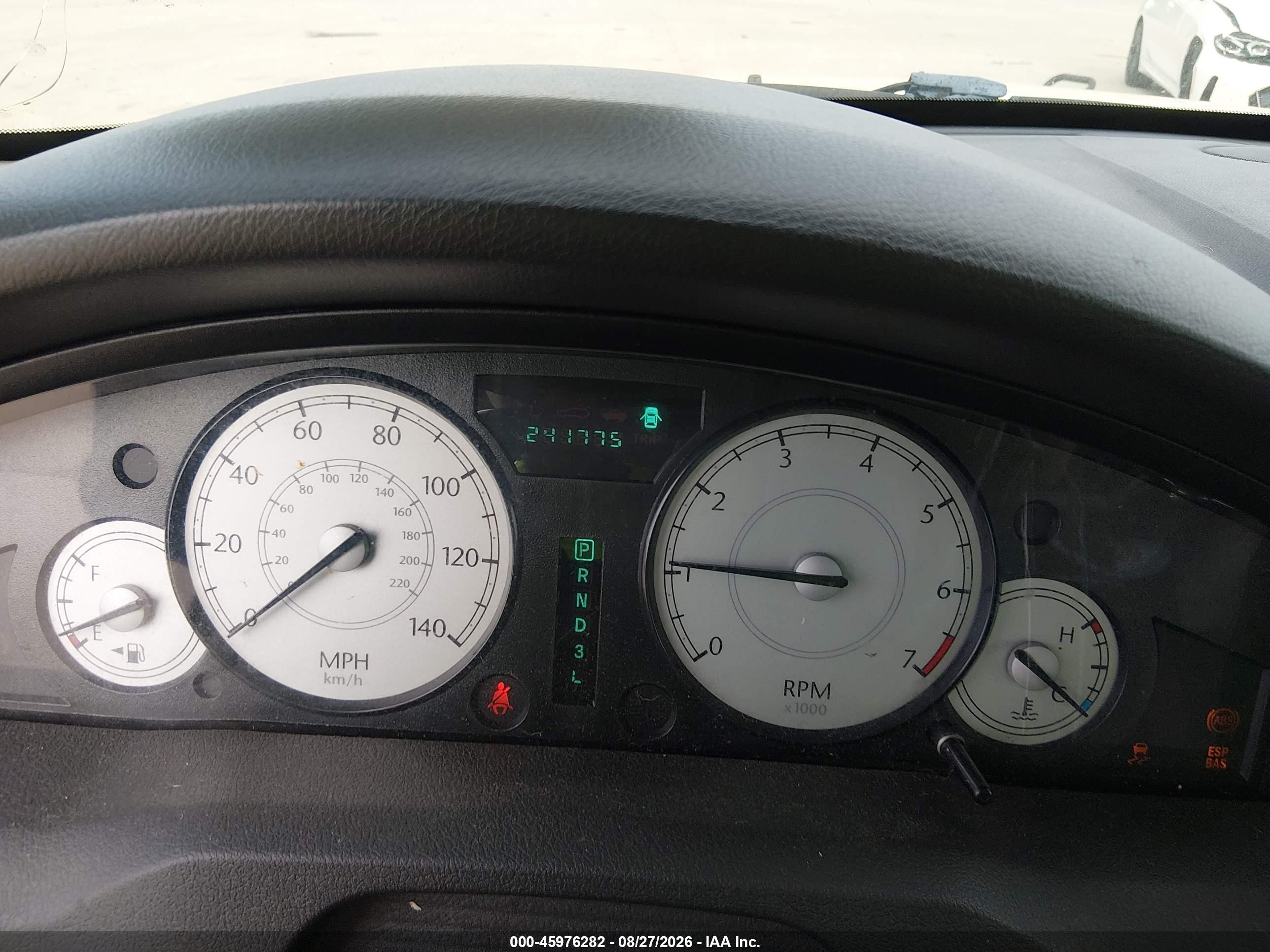 2006 Chrysler 300 VIN 2C3KA53G96H224789 IAAI salvage auction — Normal Wear, Original (Texas), sold $550 on 2026-09-10 (photo 7)