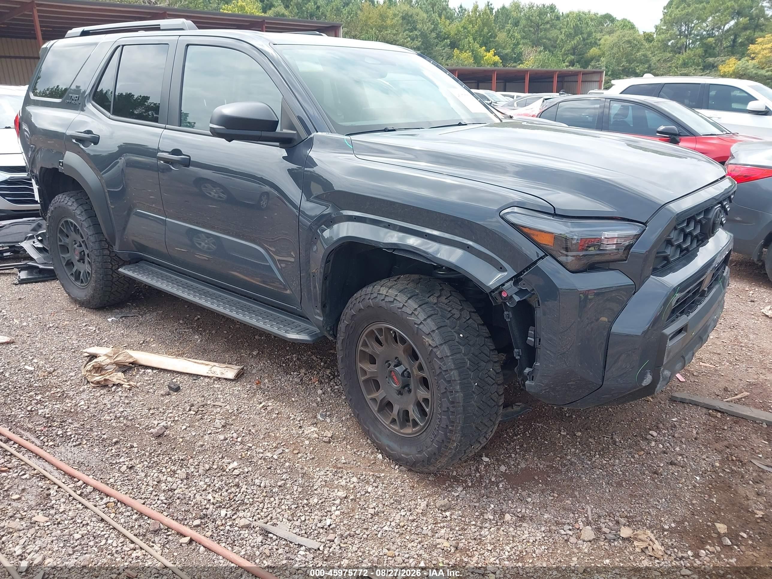 2025 Toyota 4Runner VIN JTEVA5BR0S5070174 — IAAI salvage auction photo