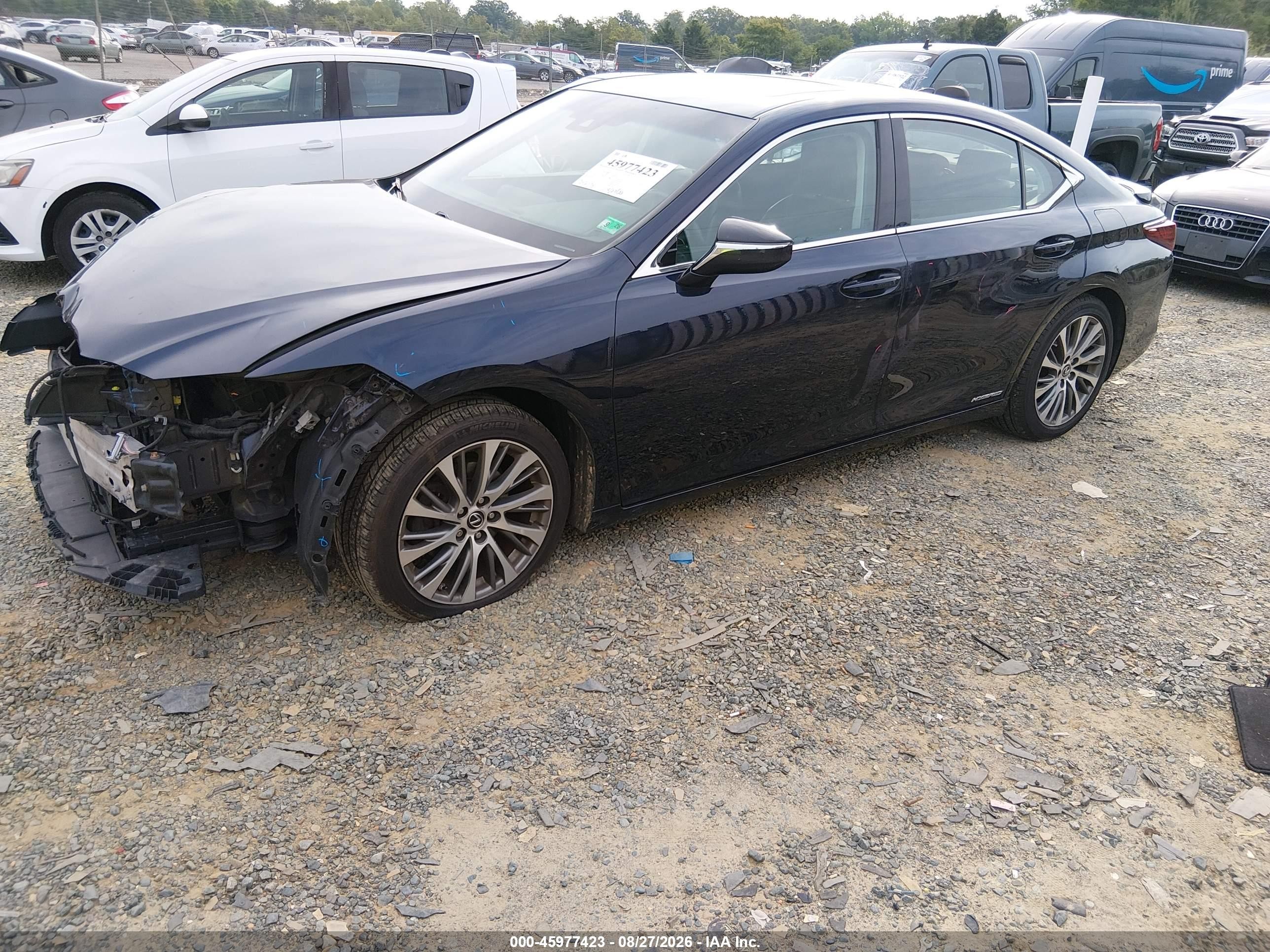 2019 Lexus ES VIN 58AB21B19KU001596 IAAI salvage auction — Front End, Wait Title, sold $7,400 on 2026-09-20 (photo 2)
