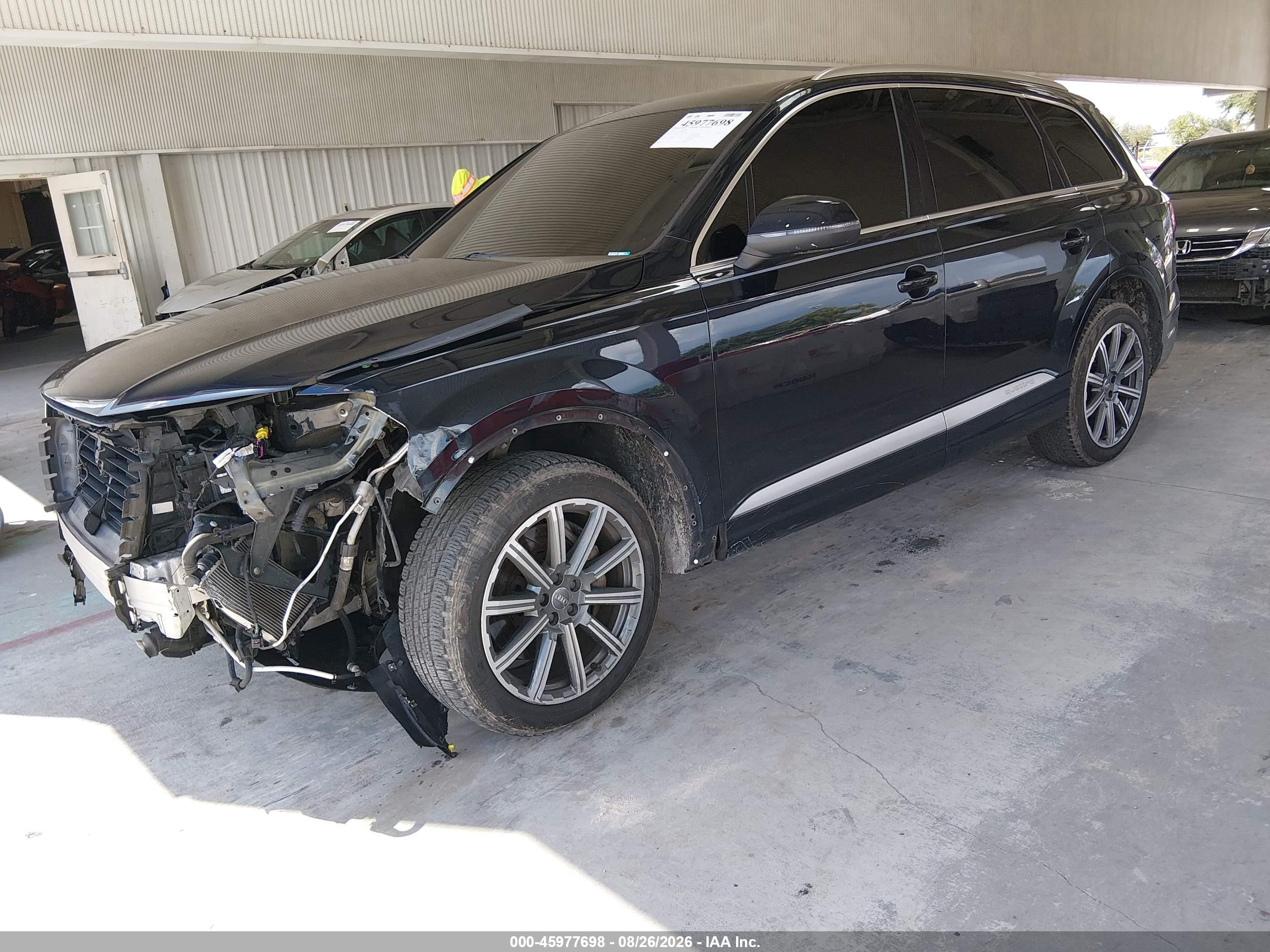 2017 Audi Q7 VIN WA1LAAF73HD053942 IAAI salvage auction — Front End, Rebuildable (Florida), sold $3,400 on 2026-09-19 (photo 2)