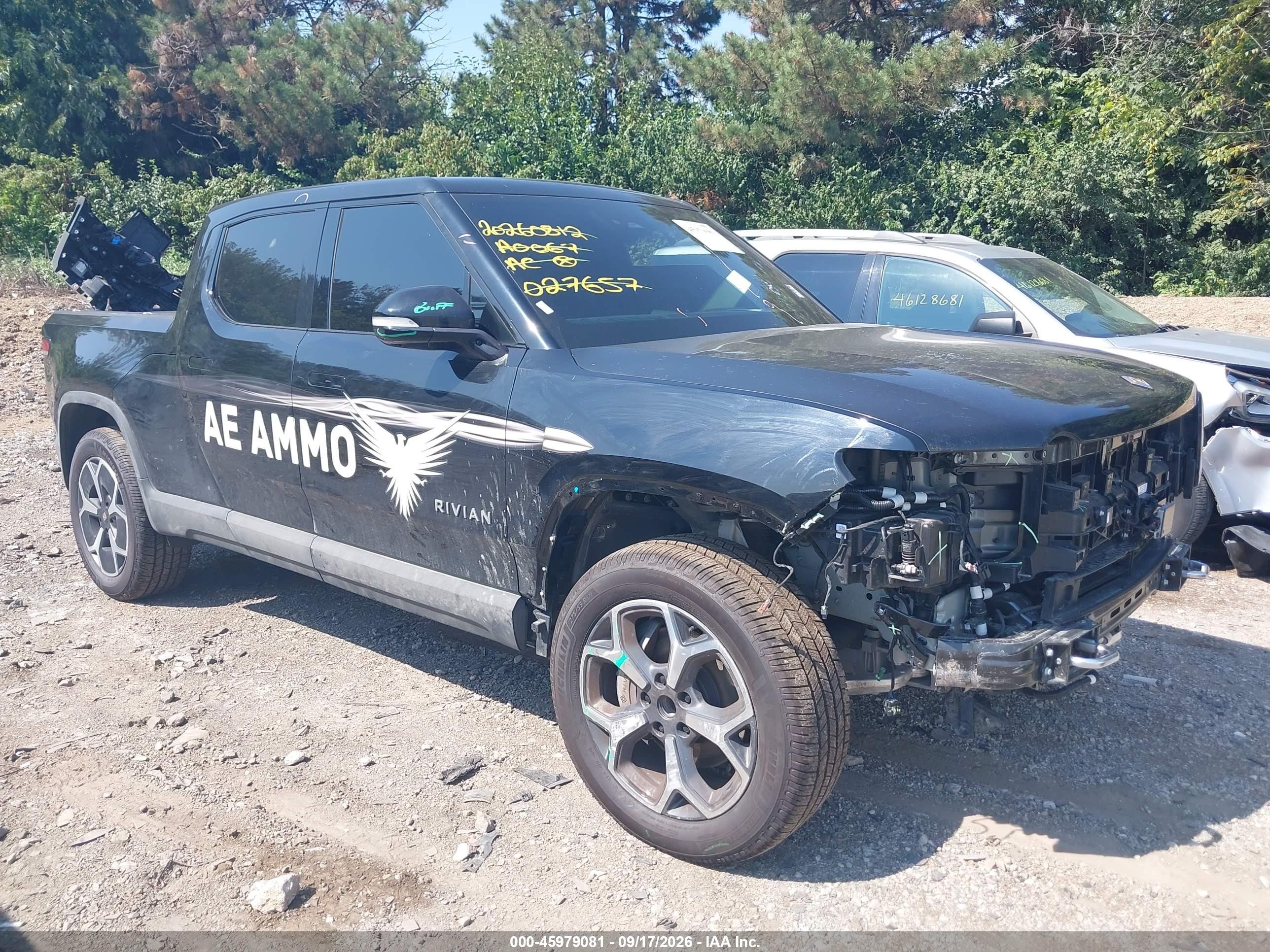 2023 Rivian R1T VIN 7FCTGBAA6PN027657 — IAAI salvage auction photo