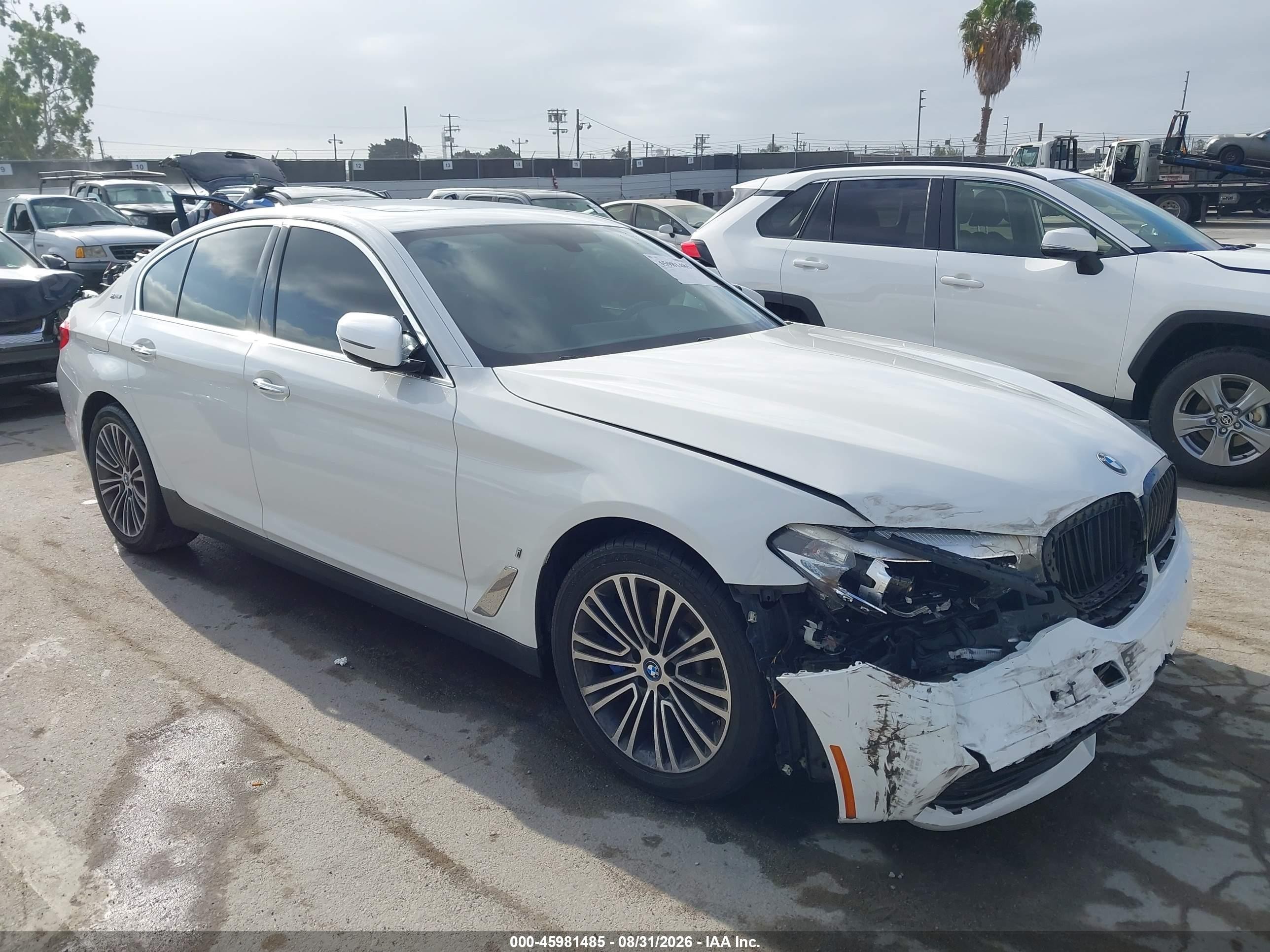 2018 BMW 5er VIN WBAJA9C59JB250031 IAAI salvage auction — Front End, Salvage (California), sold $7,400 on 2026-09-13 (photo 1)
