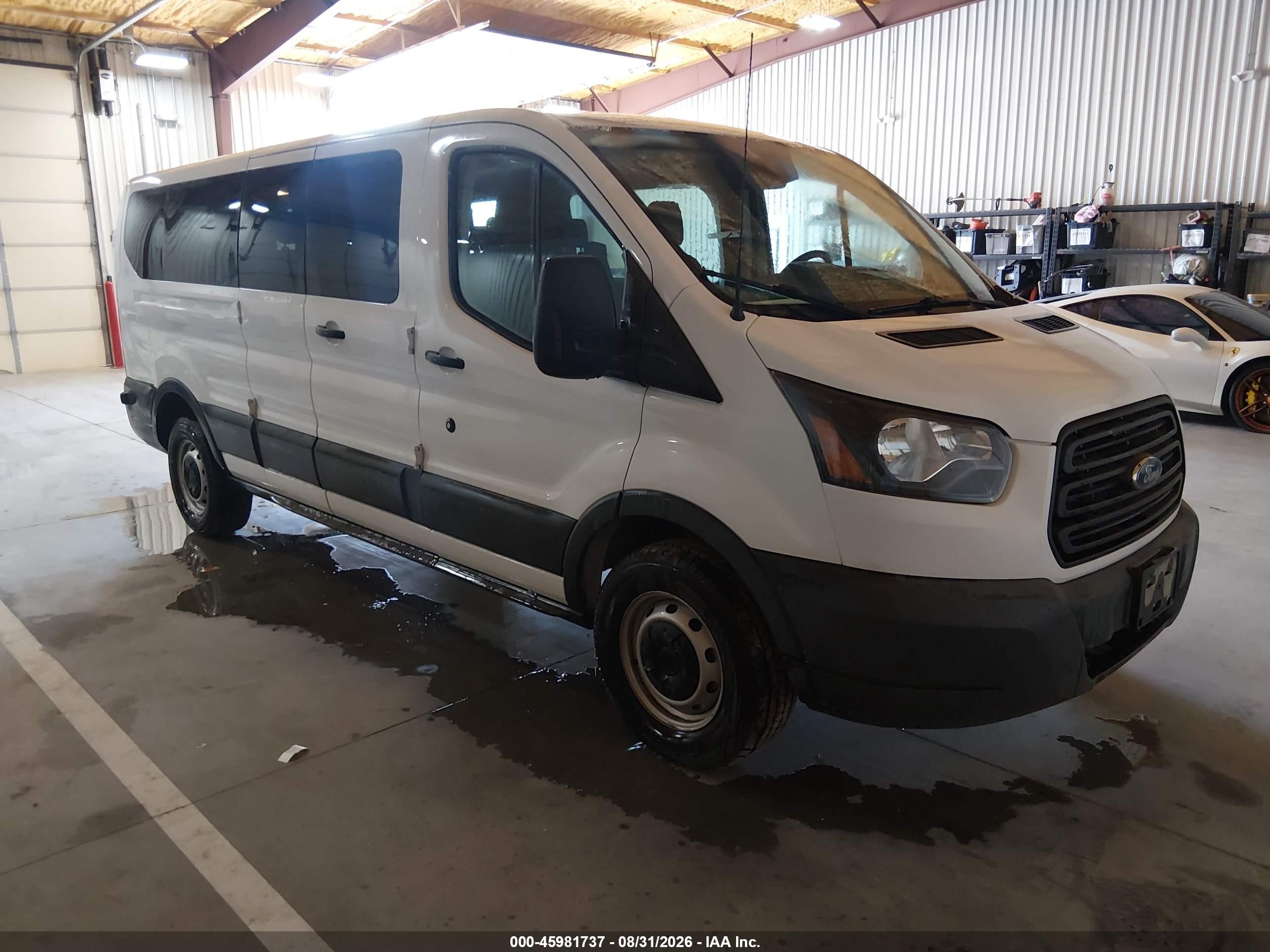 2018 Ford Transit-350 VIN 1FBZX2ZM5JKB36039 — IAAI salvage auction photo