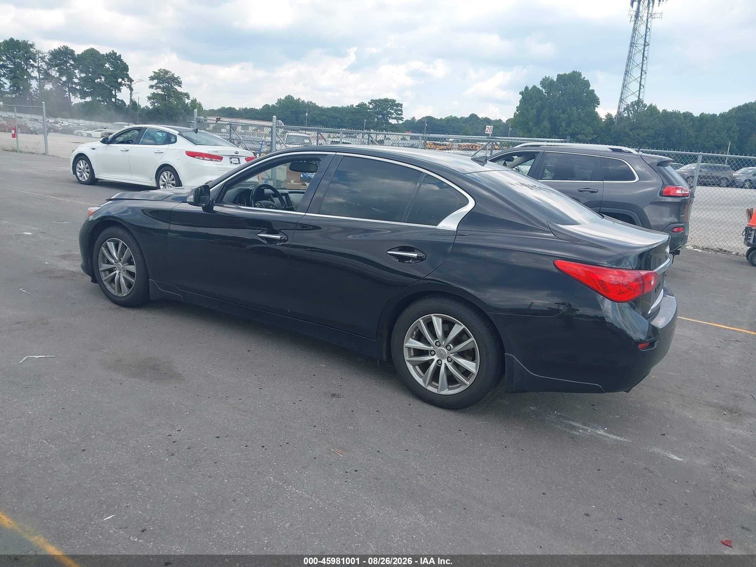 2017 Infiniti Q50 VIN JN1EV7AP8HM732816 IAAI salvage auction — Normal Wear, Clear (Georgia), sold $1,300 on 2026-09-09 (photo 3)