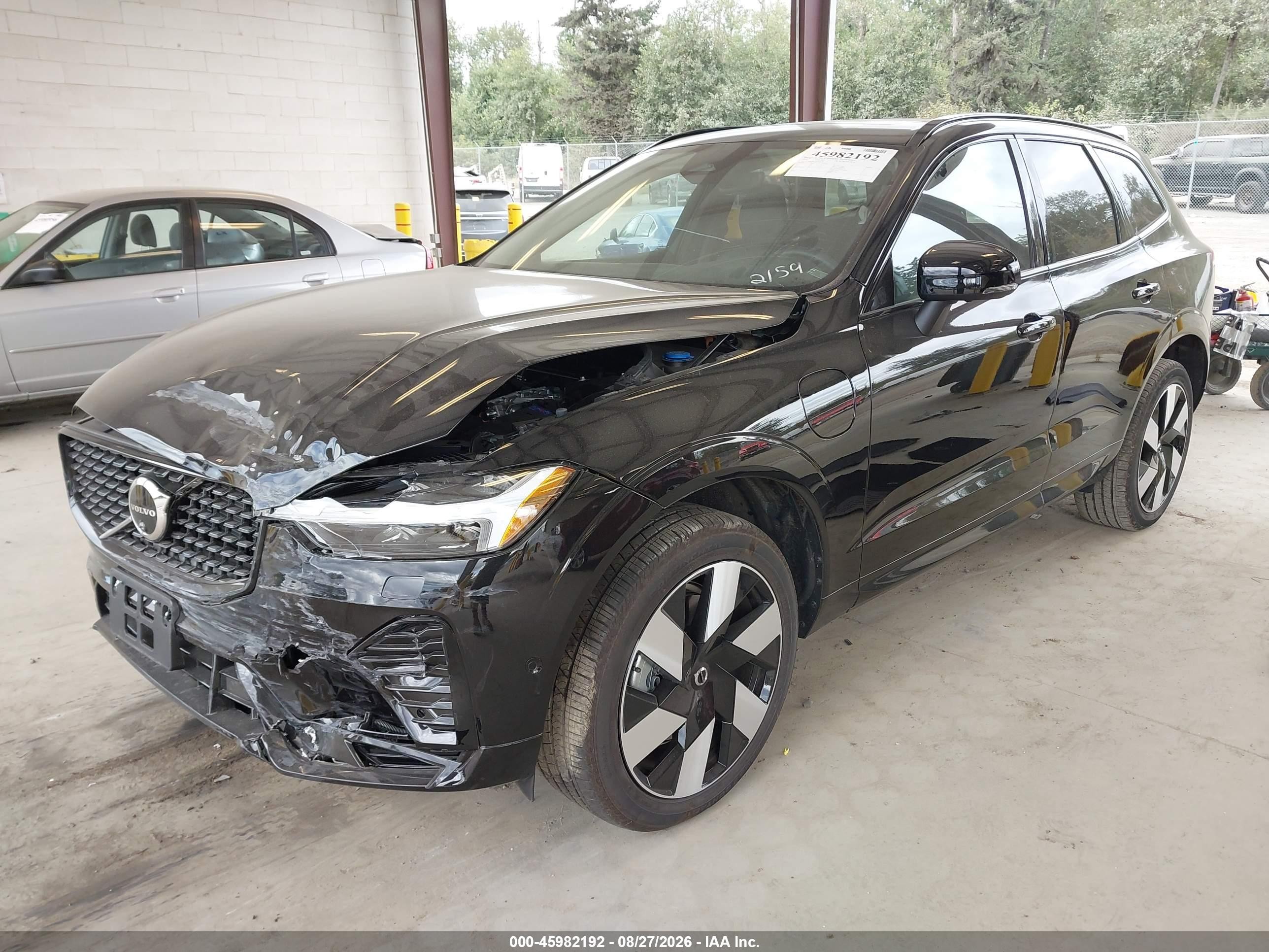 2025 Volvo XC60 VIN YV4H60RC7S1102159 IAAI salvage auction — Front End, Bill Of Sale (Washington), sold $14,100 on 2026-09-25 (photo 2)