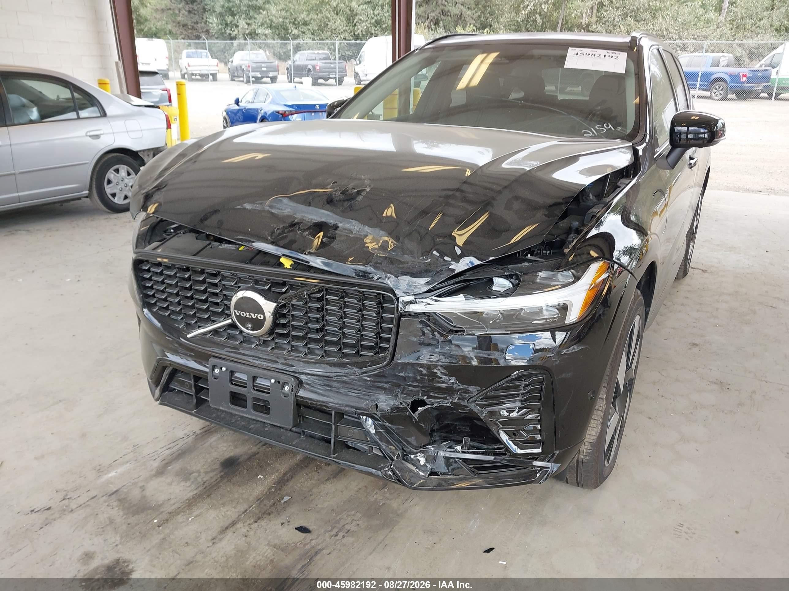 2025 Volvo XC60 VIN YV4H60RC7S1102159 IAAI salvage auction — Front End, Bill Of Sale (Washington), sold $14,100 on 2026-09-25 (photo 6)
