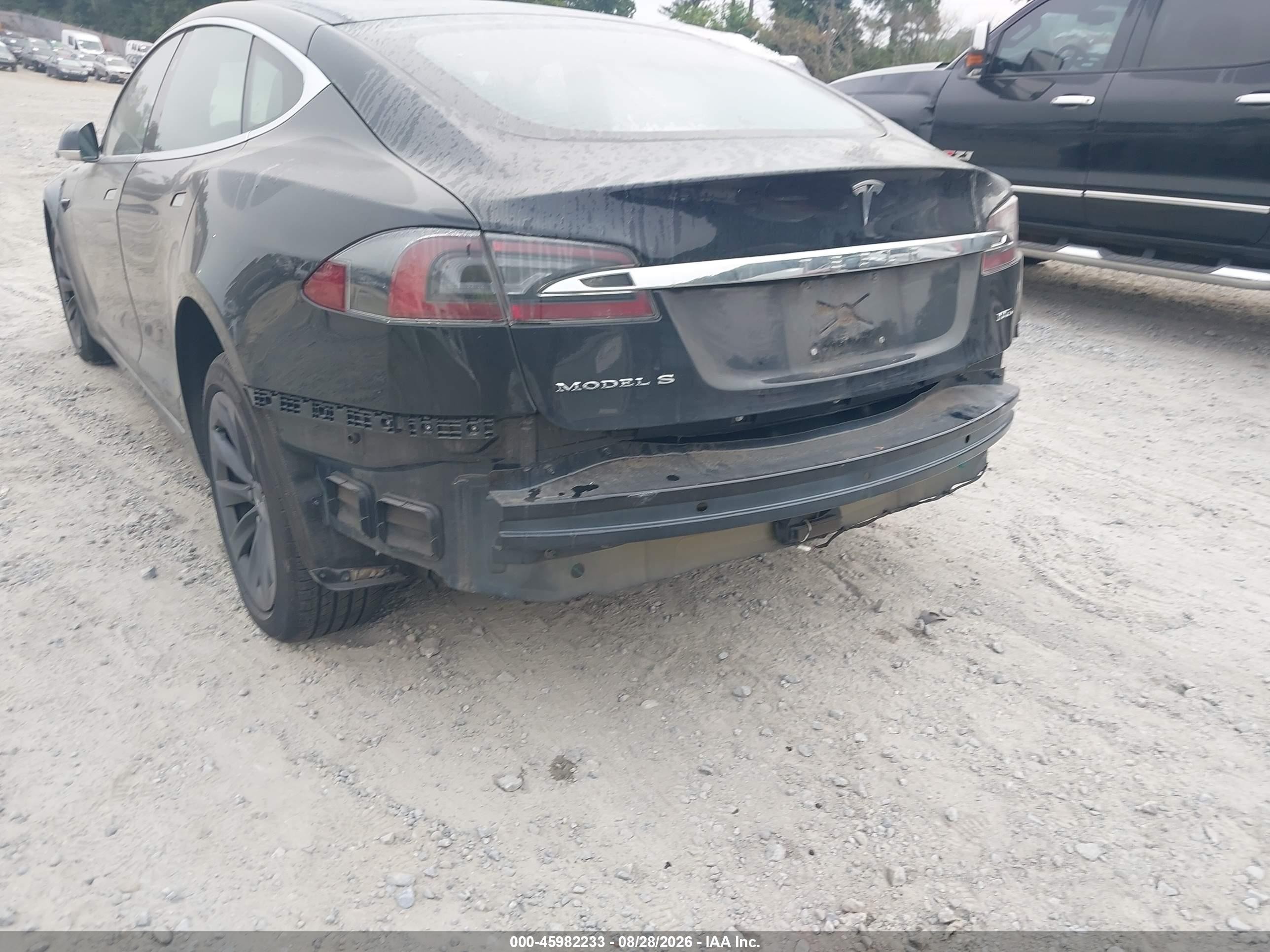 2018 Tesla Model s VIN 5YJSA1E2XJF273374 IAAI salvage auction — All Over, Salvage (Idaho), sold $7,000 on 2026-10-08 (photo 6)