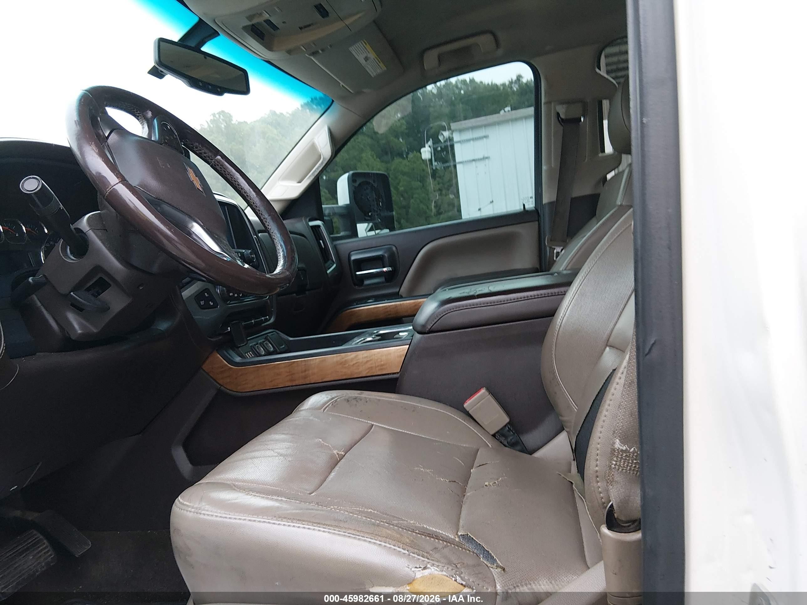 2015 Chevrolet Silverado 1500 VIN 3GCUKSECXFG121066 IAAI salvage auction — Normal Wear, Repossession Paperwork (Georgia), sold $2,950 on 2026-10-06 (photo 5)