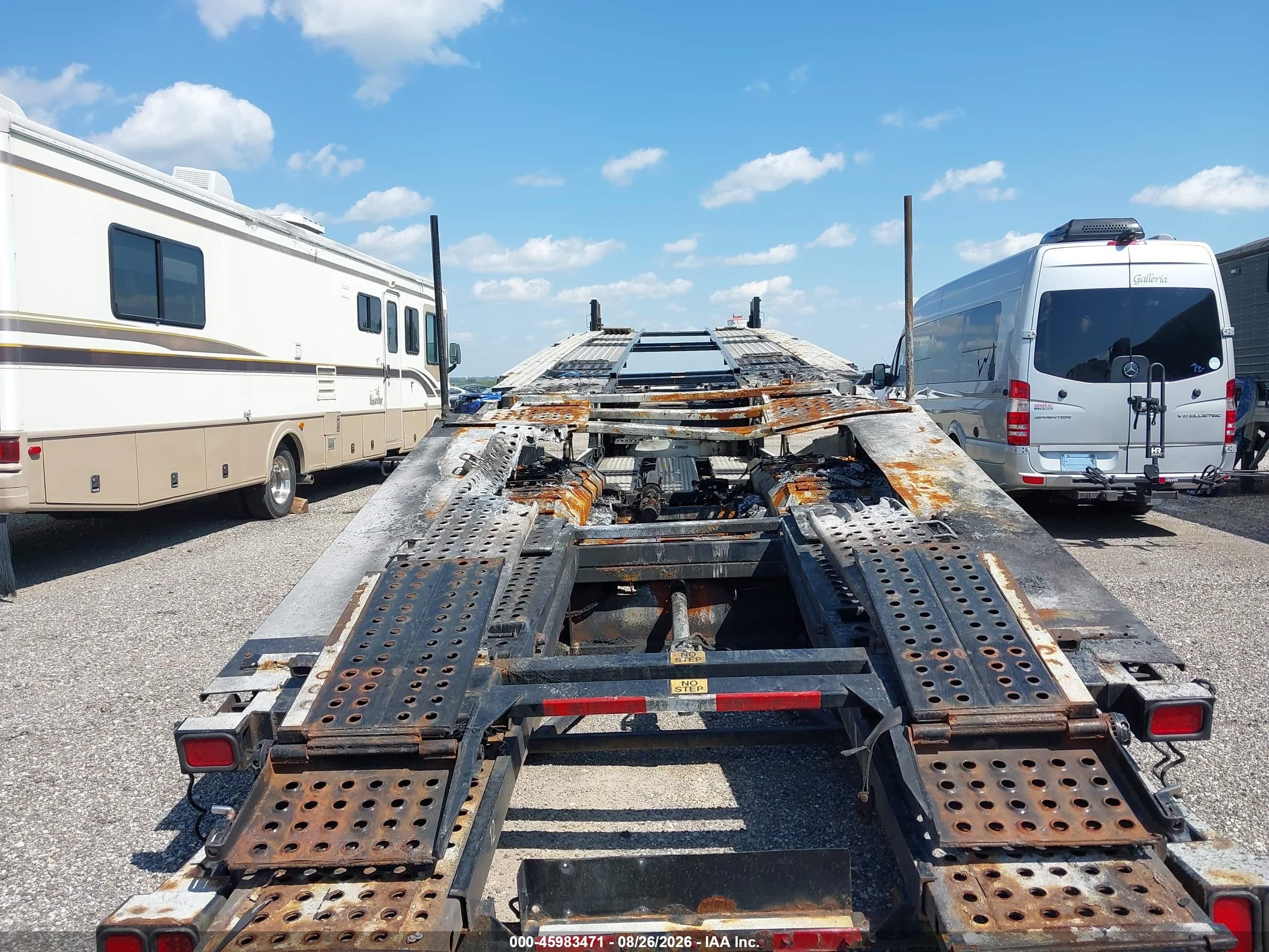 2020 Cottrell Inc Unknown VIN 5E0AX1746LG405001 IAAI salvage auction — Unknown, Salvage (Pennsylvania), sold $7,350 on 2026-10-06 (photo 5)