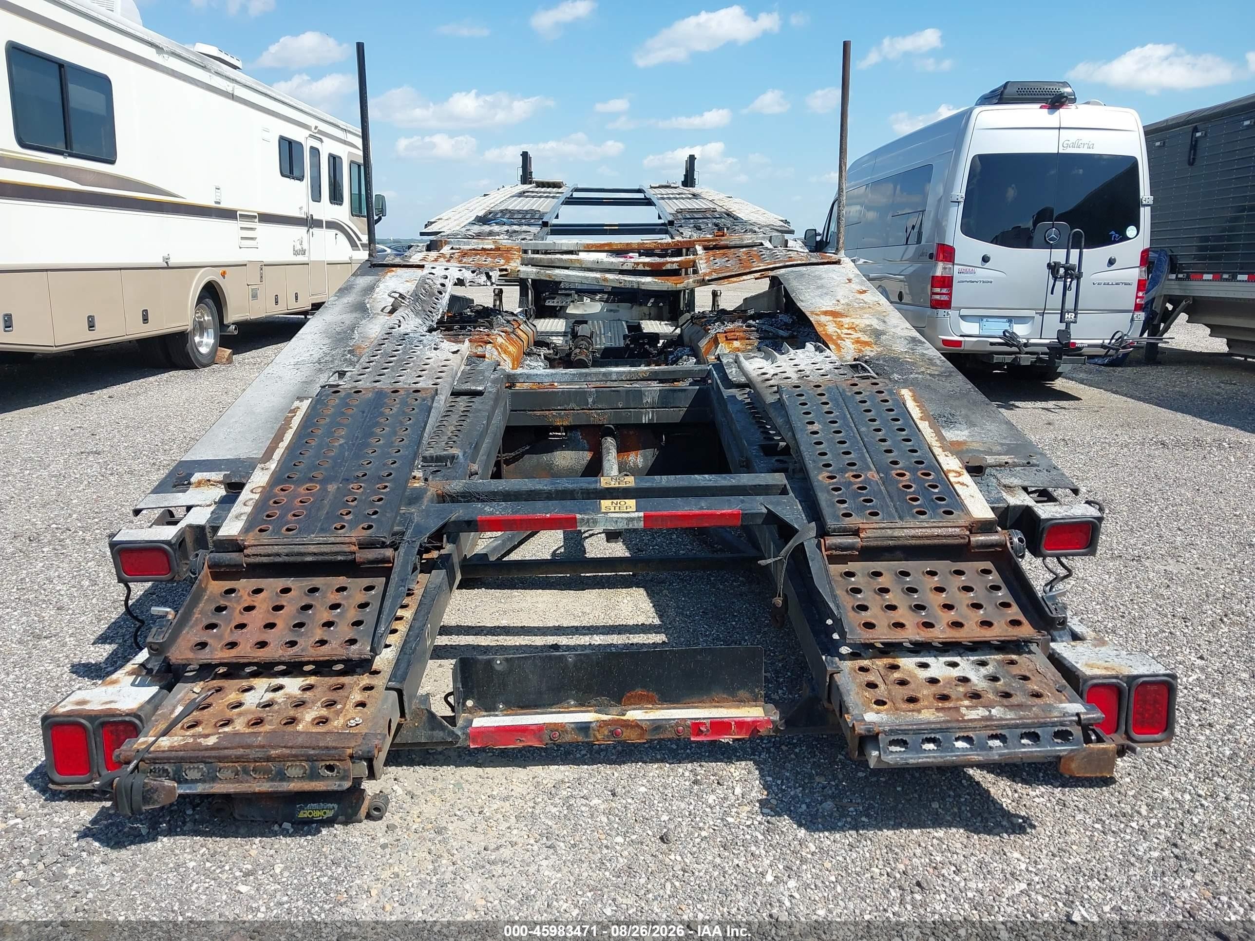 2020 Cottrell Inc Unknown VIN 5E0AX1746LG405001 IAAI salvage auction — Unknown, Salvage (Pennsylvania), sold $7,350 on 2026-10-06 (photo 8)