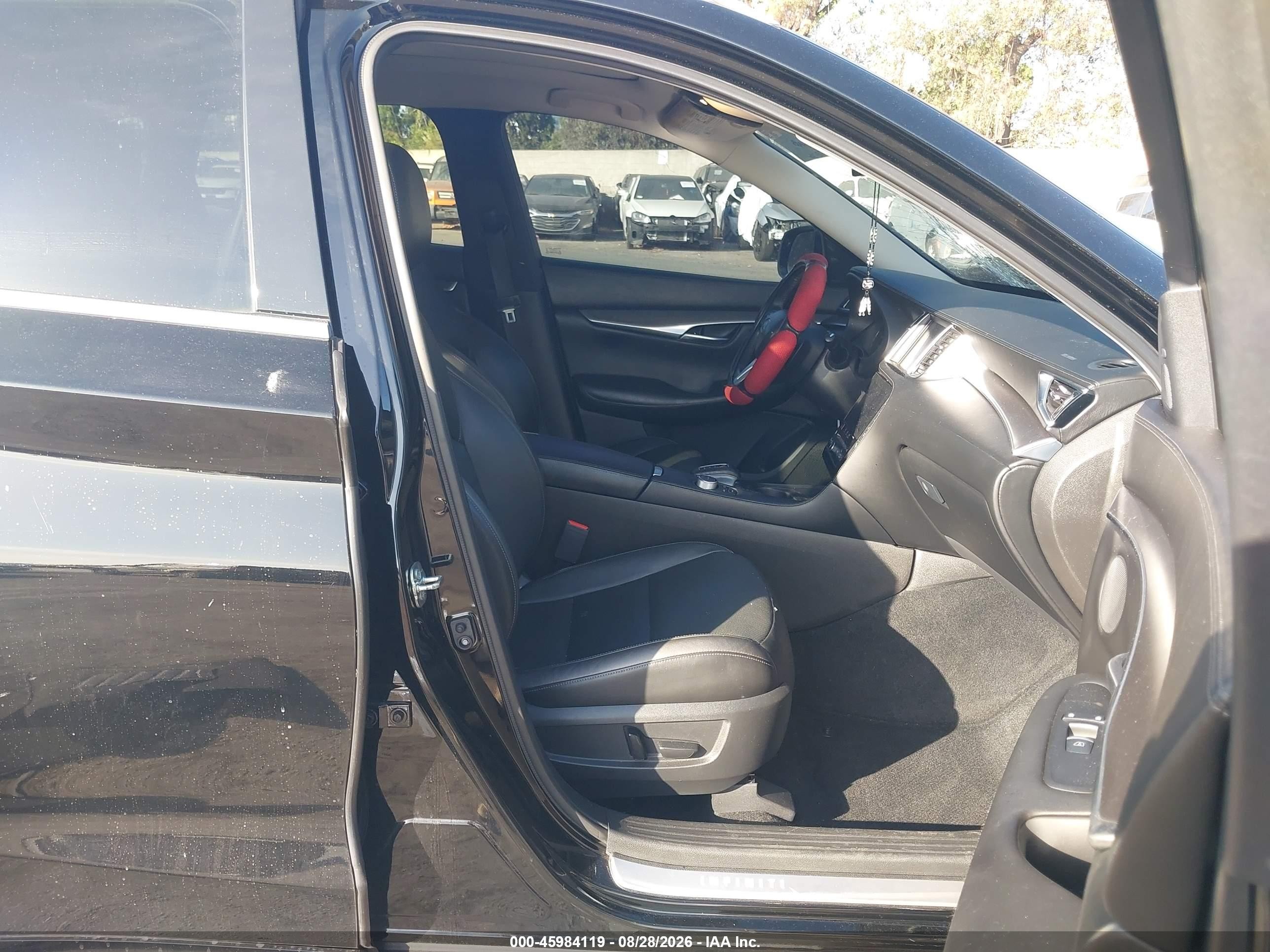 2023 Infiniti QX50 VIN 3PCAJ5BAXPF103202 IAAI salvage auction — Vandalized, Wait Title, sold $4,200 on 2026-09-21 (photo 5)