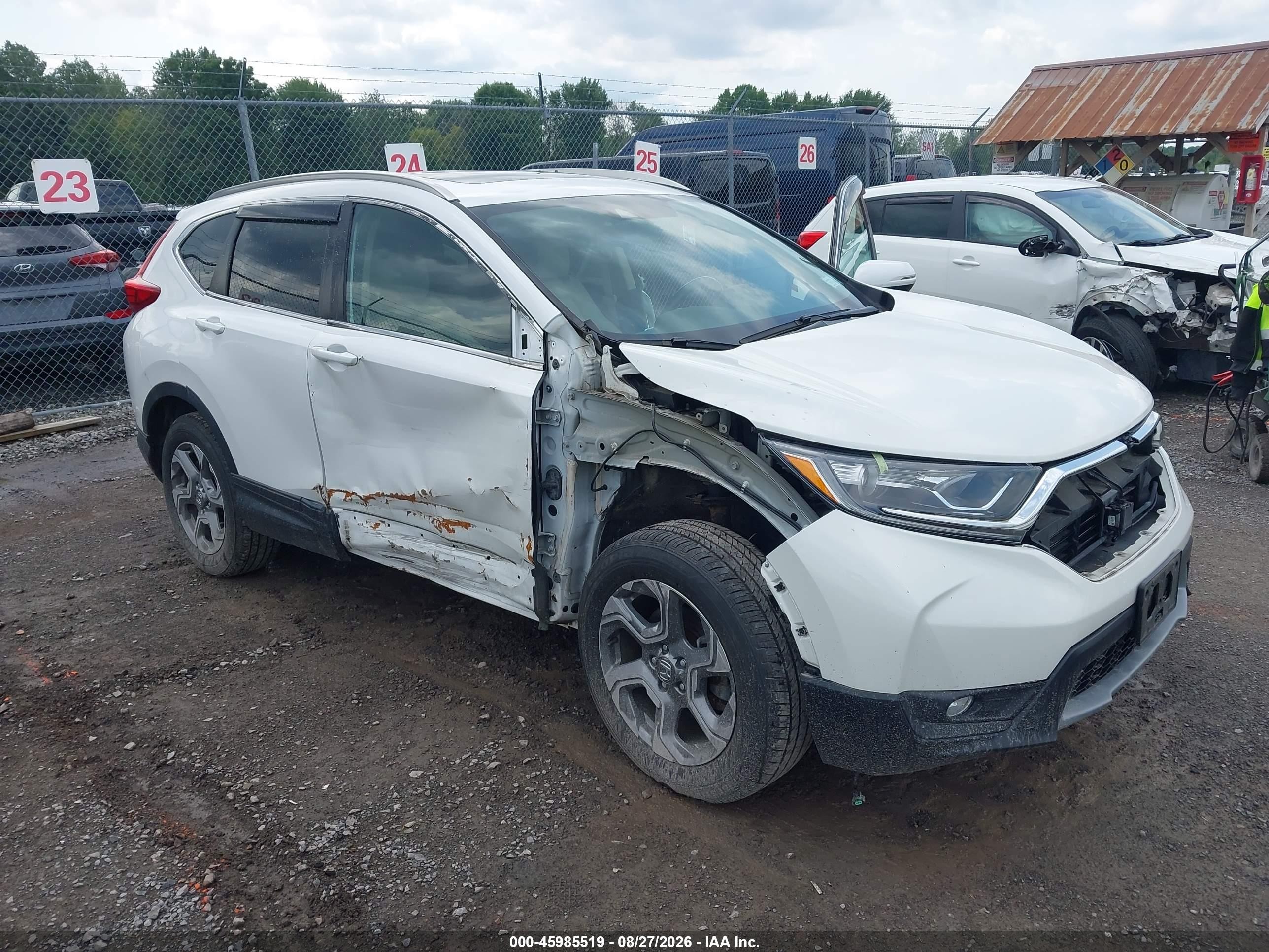 2019 Honda CR-V VIN 2HKRW2H80KH624642 — IAAI salvage auction photo