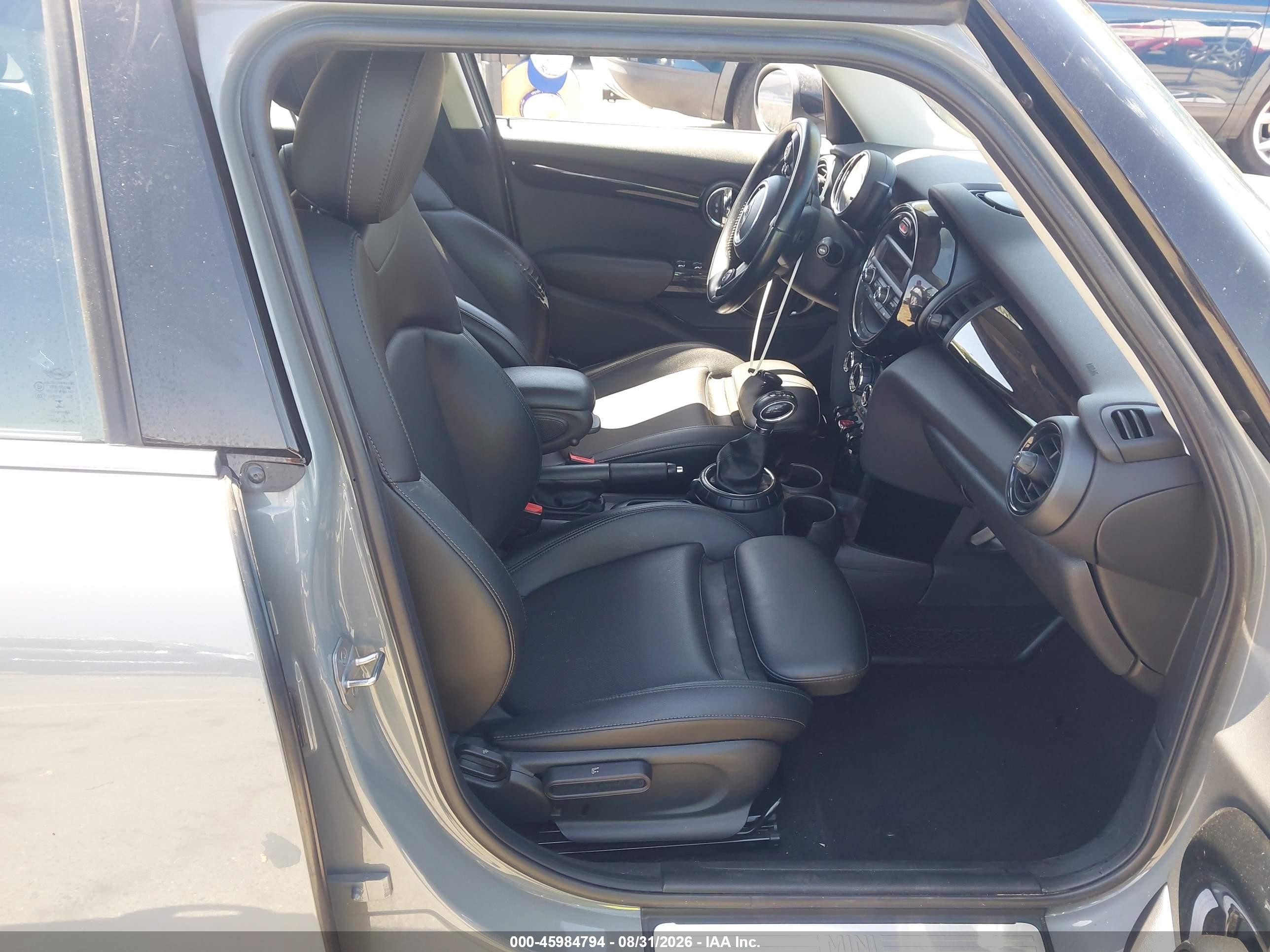 2016 Mini Hardtop VIN WMWXU1C50G2D12950 IAAI salvage auction — Front End, Salvage (California), sold $1,450 on 2026-09-13 (photo 5)