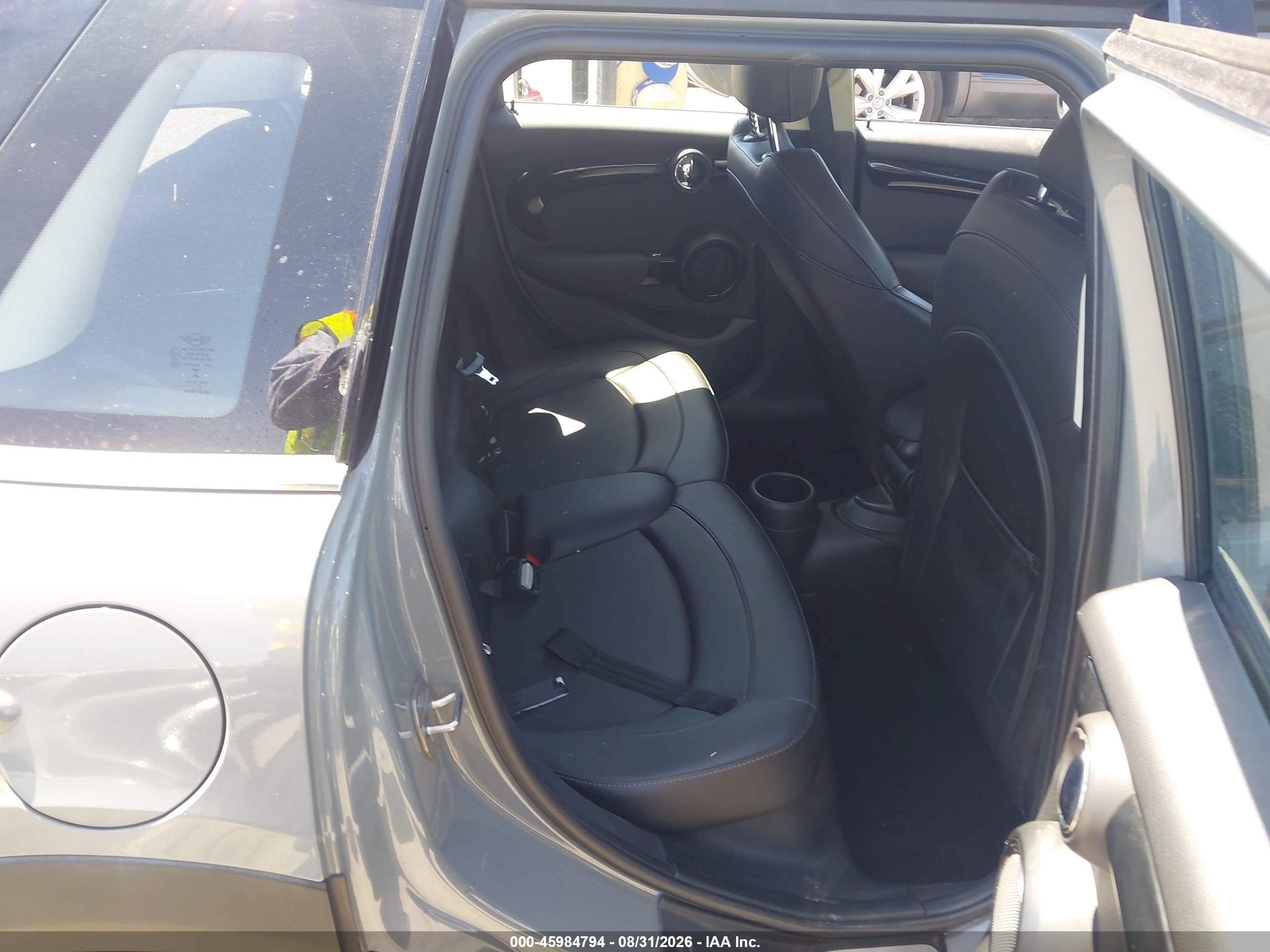 2016 Mini Hardtop VIN WMWXU1C50G2D12950 IAAI salvage auction — Front End, Salvage (California), sold $1,450 on 2026-09-13 (photo 8)