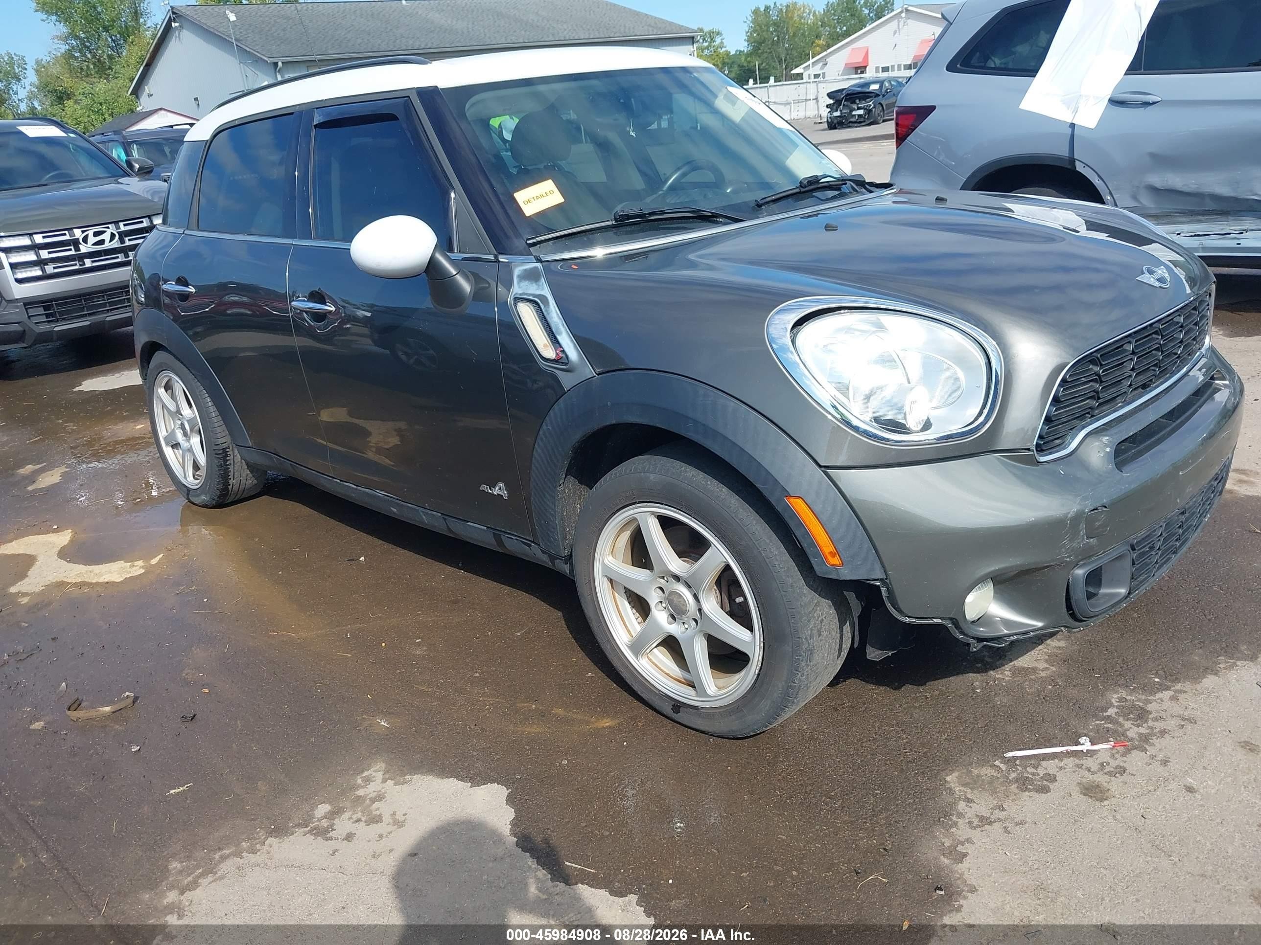 2012 Mini Cooper VIN WMWZC5C53CWL62986 IAAI salvage auction — Side, Salvage (Ohio), sold $475 on 2026-09-10 (photo 1)