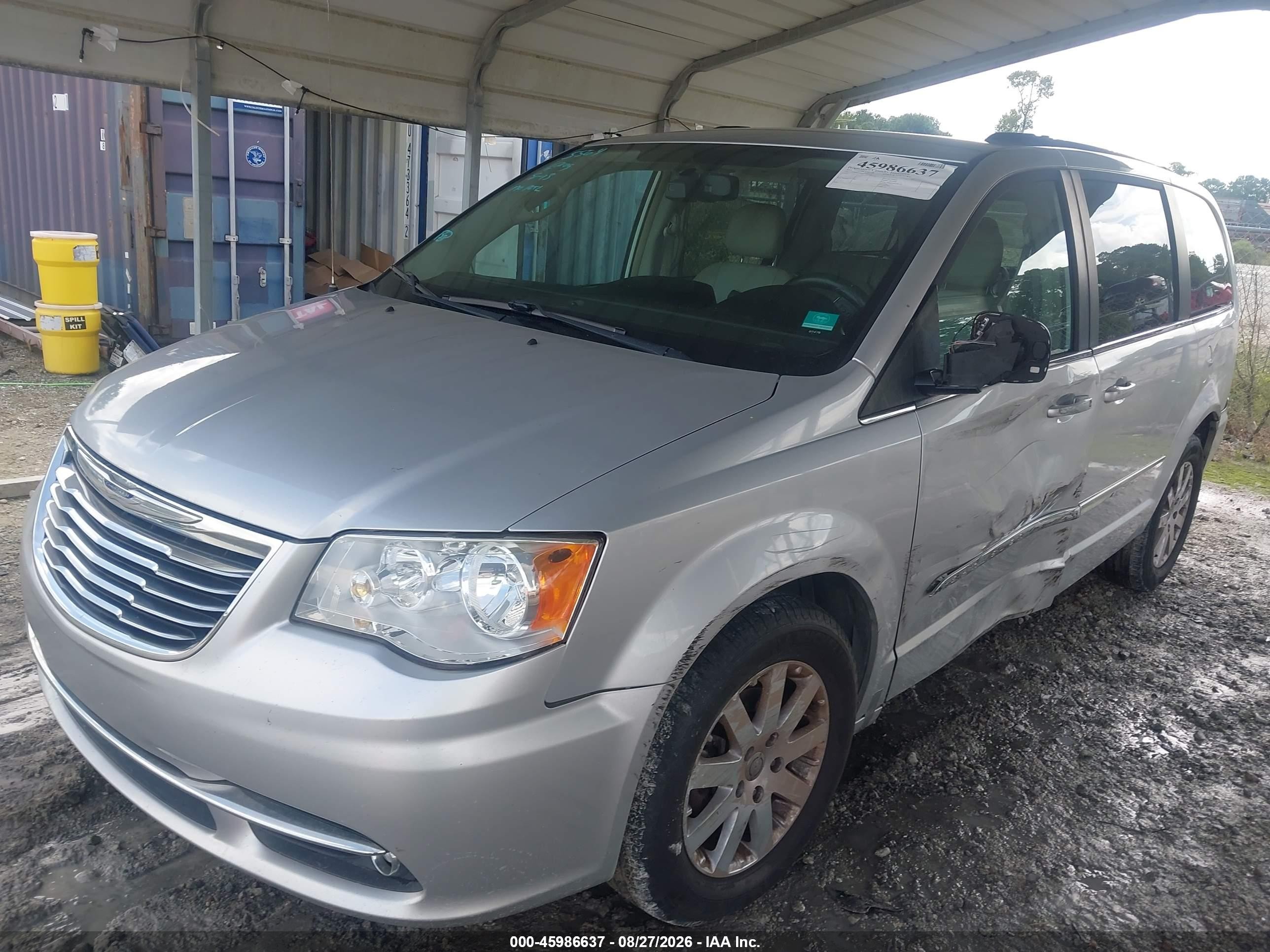 2011 Chrysler Town & country VIN 2A4RR8DG4BR609419 IAAI salvage auction — Side, Salvage (North Carolina), sold $800 on 2026-09-12 (photo 2)