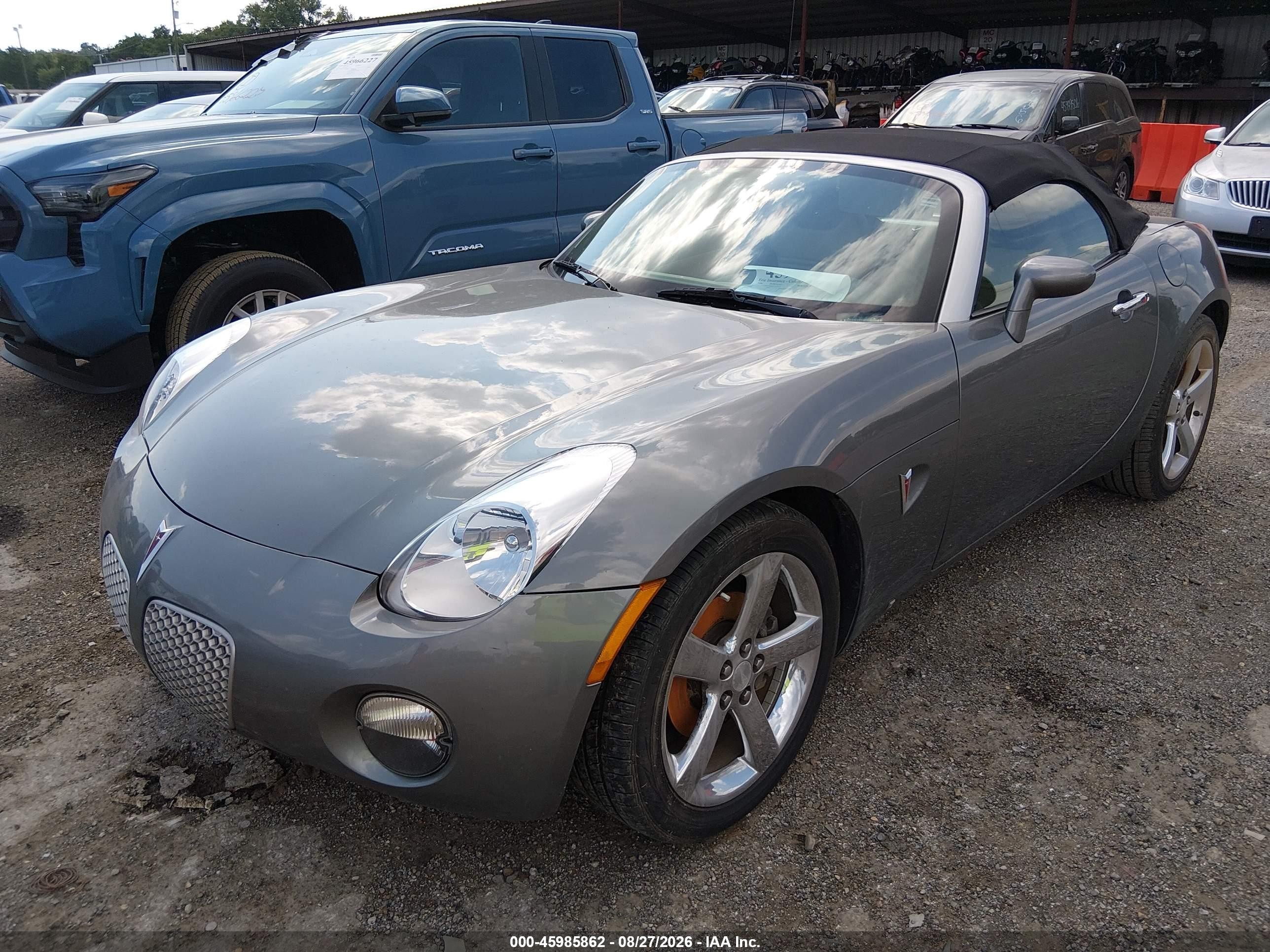 2006 Pontiac Solstice VIN 1G2MB33B46Y103933 IAAI salvage auction — Water/Flood, Salvage (Ohio), sold $1,150 on 2026-09-23 (photo 2)