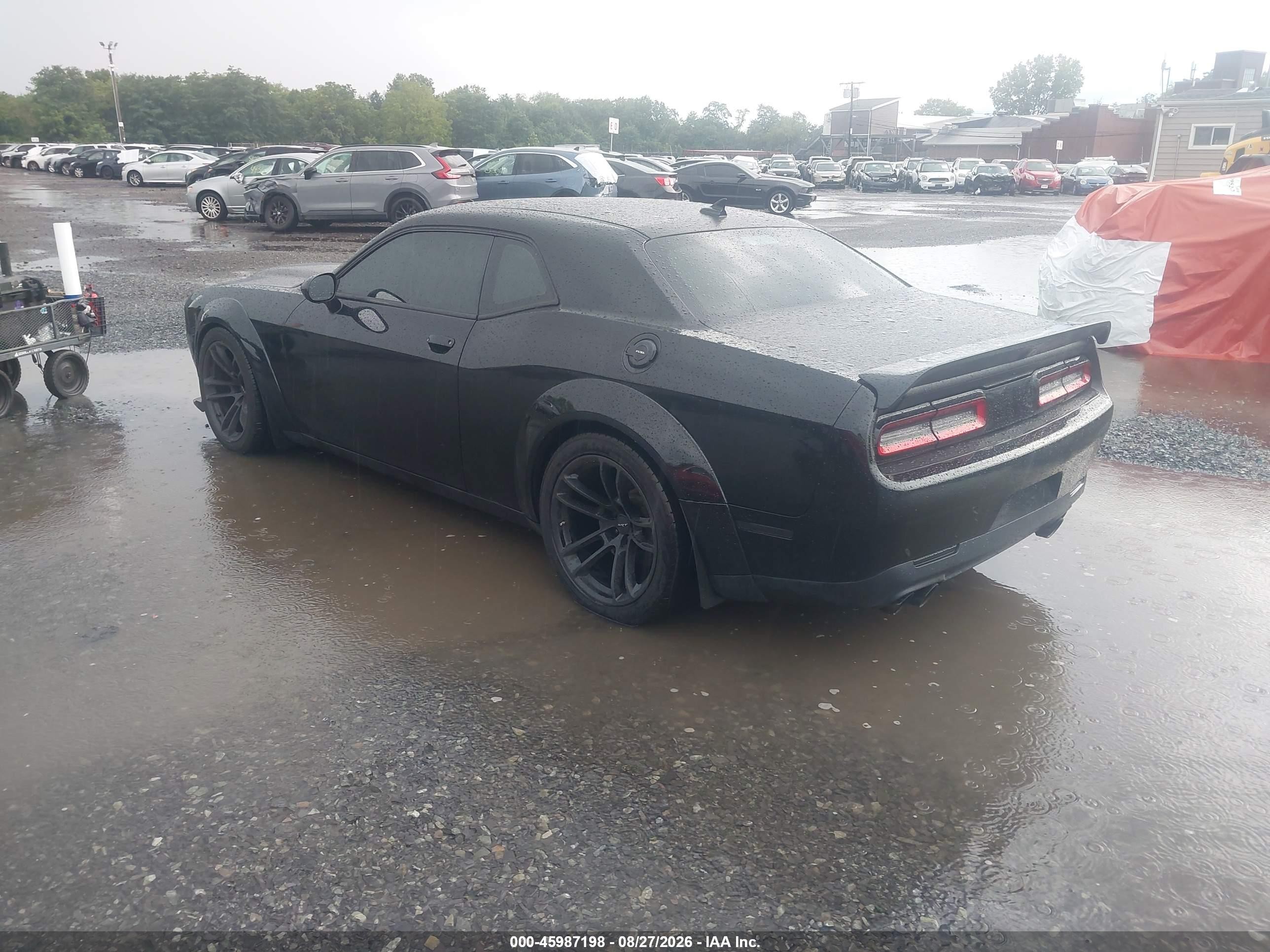 2019 Dodge Challenger VIN 2C3CDZL98KH517601 IAAI salvage auction — Water/Flood, Salvage (Idaho), sold $38,000 on 2026-09-19 (photo 3)
