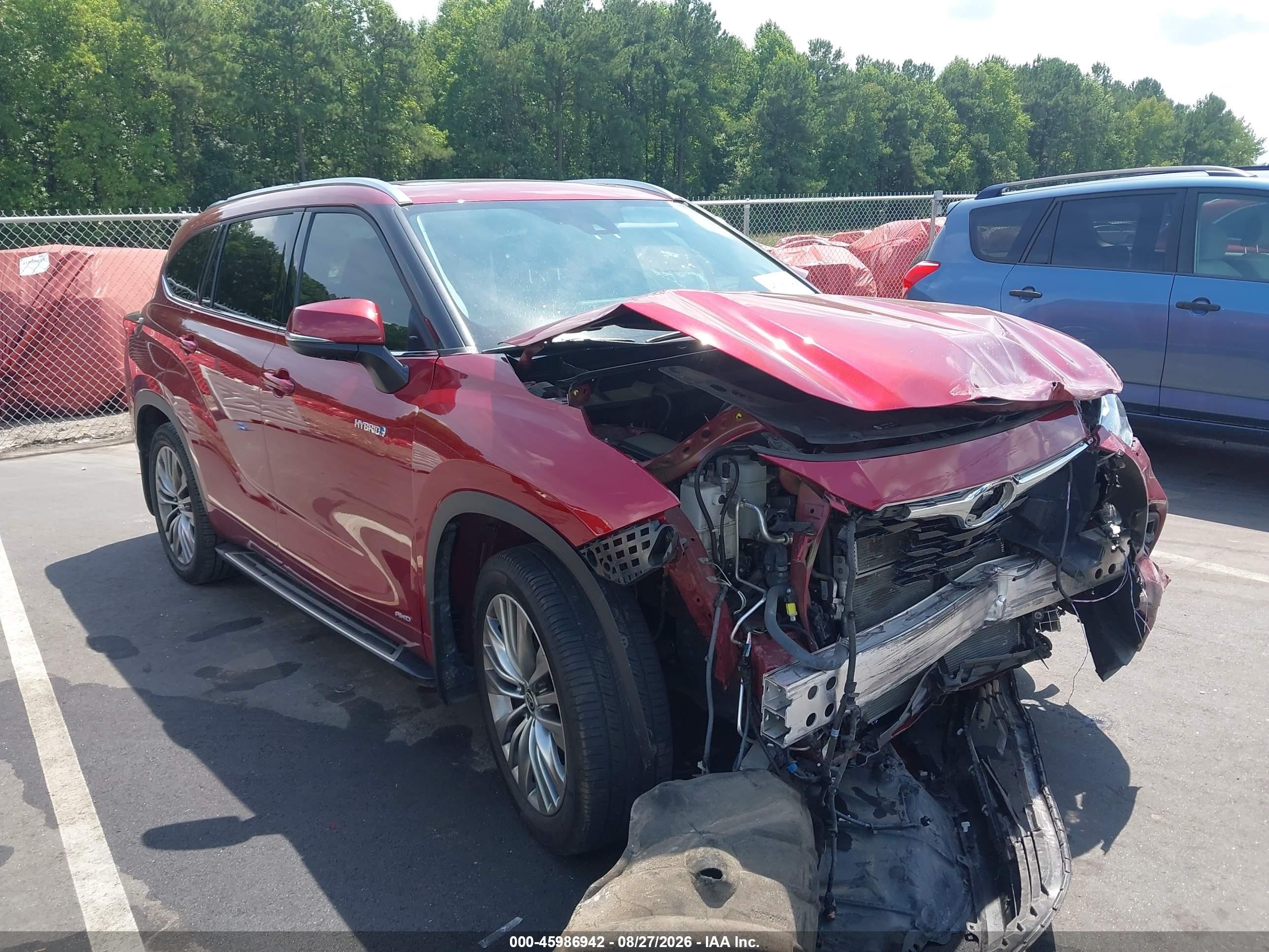 2021 Toyota Highlander Hybrid VIN 5TDEBRCH9MS043423 — IAAI salvage auction photo