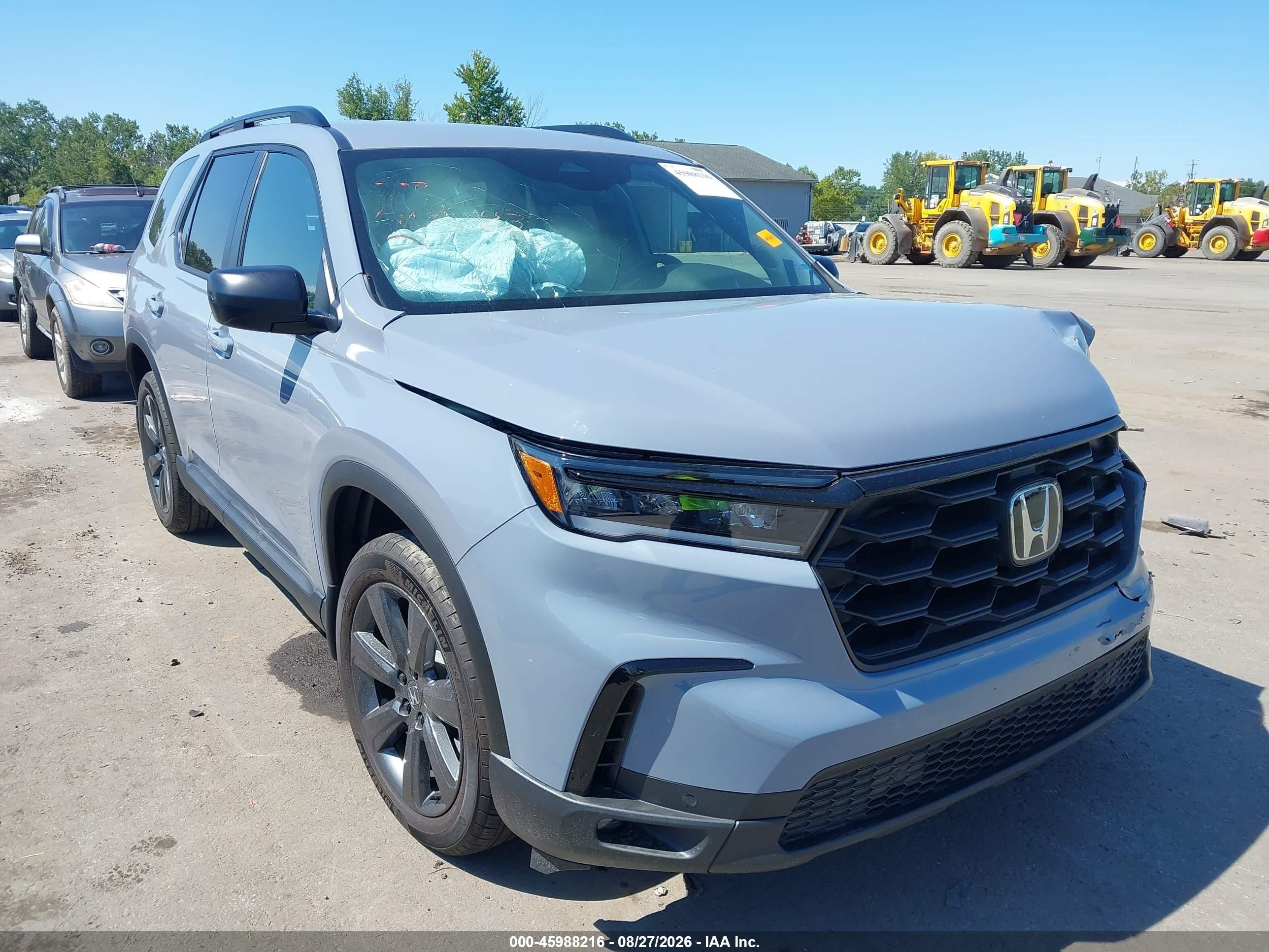 2025 Honda Pilot VIN 5FNYG1H38SB088111 — IAAI salvage auction photo