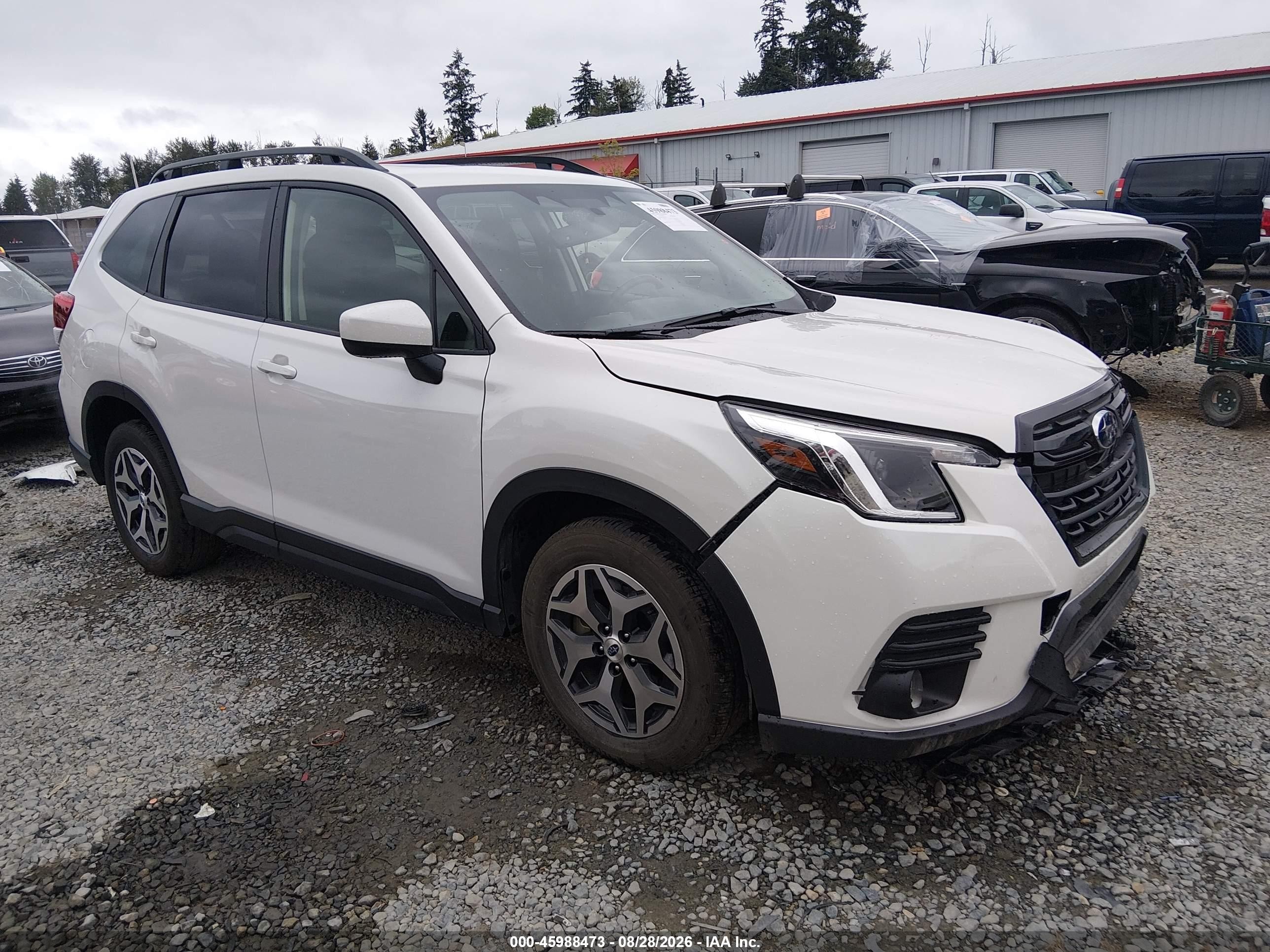 2024 Subaru Forester VIN JF2SKADC9RH471433 — IAAI salvage auction photo