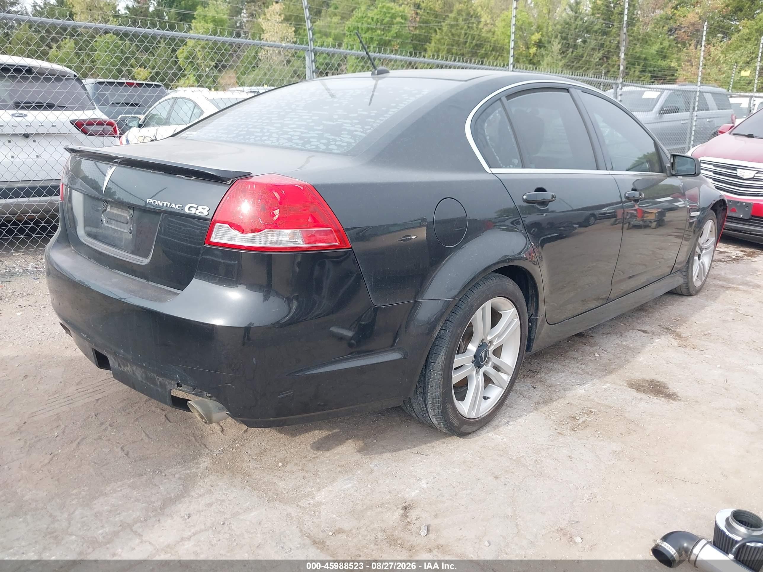 2009 Pontiac G8 VIN 6G2ER57759L215131 IAAI salvage auction — Normal Wear, Clear - Public Restricted (Oklahoma), sold $675 on 2026-09-18 (photo 4)