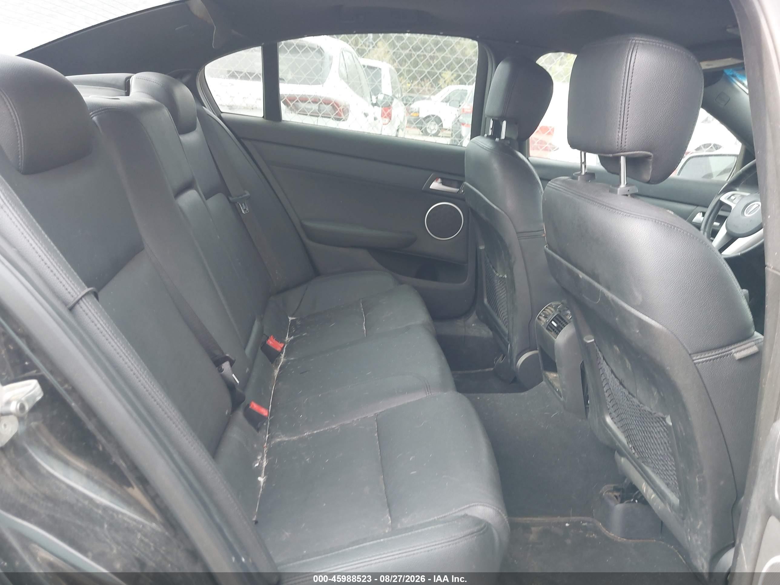 2009 Pontiac G8 VIN 6G2ER57759L215131 IAAI salvage auction — Normal Wear, Clear - Public Restricted (Oklahoma), sold $675 on 2026-09-18 (photo 8)