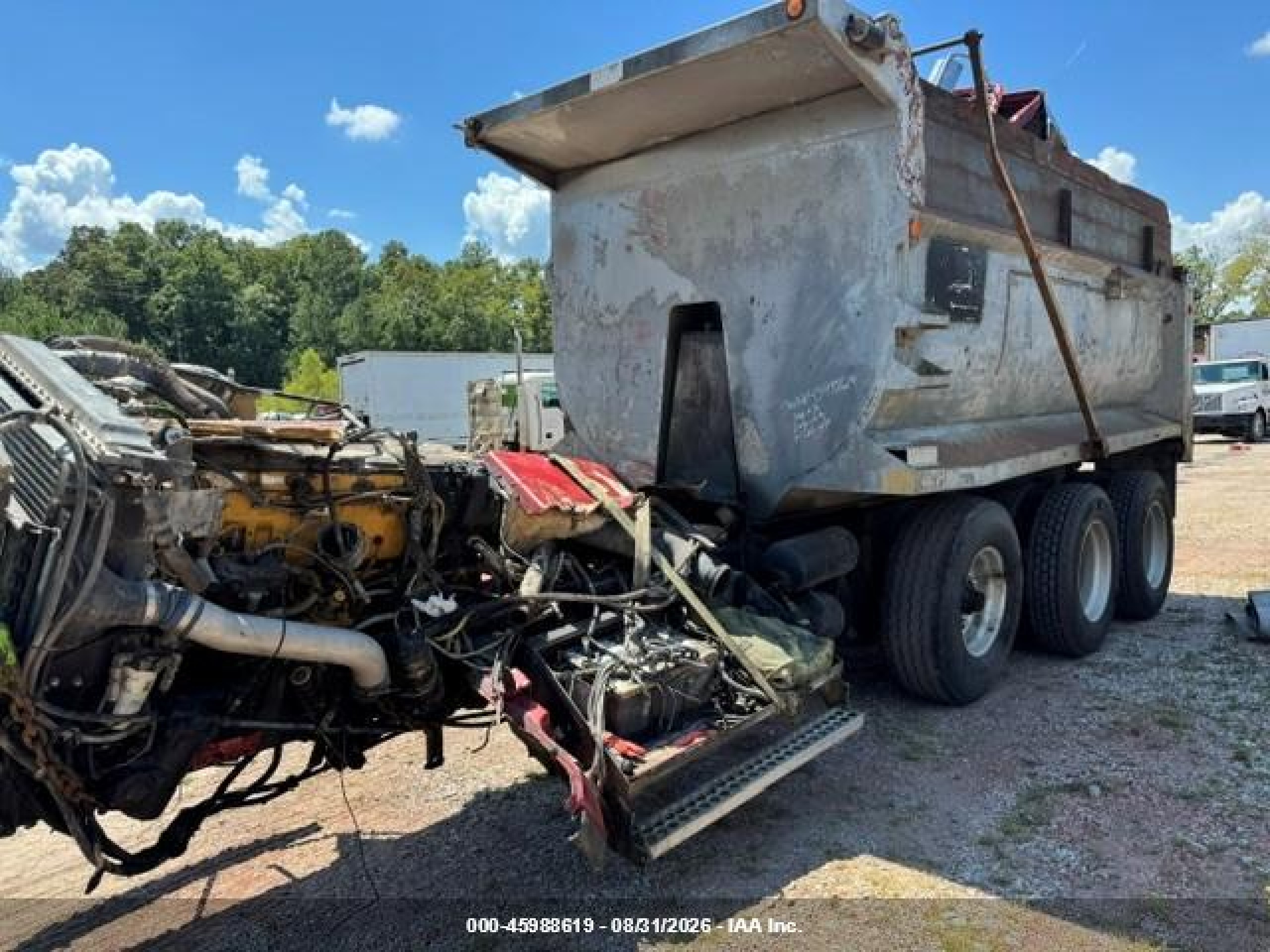 2001 Western Star/auto Car Conventional VIN 2WLPCD3J81K967423 IAAI salvage auction — Front End, Salvage (Alabama), sold $4,300 on 2026-09-23 (photo 2)