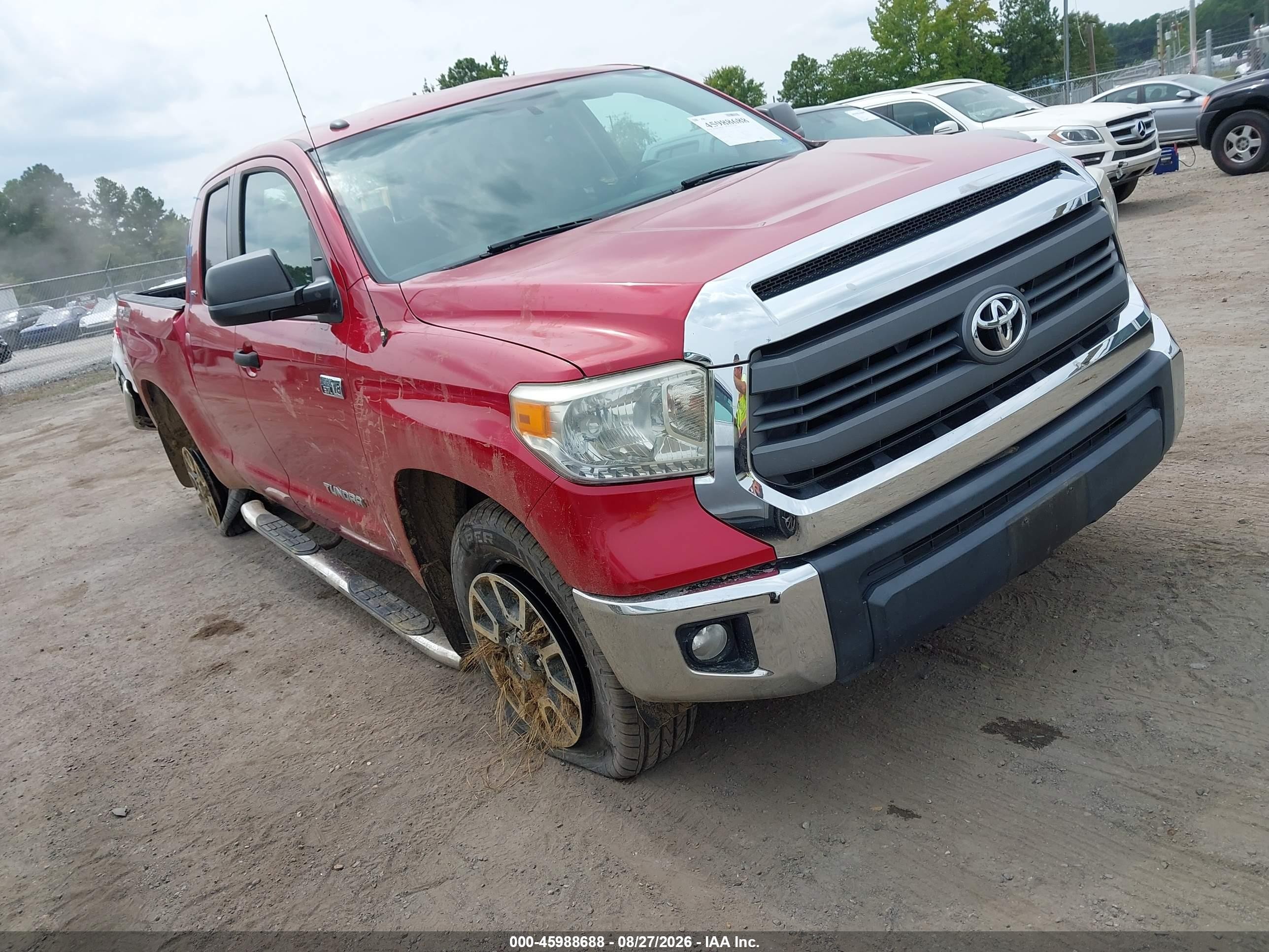 2014 Toyota Tundra VIN 5TFUY5F19EX374113 — IAAI salvage auction photo