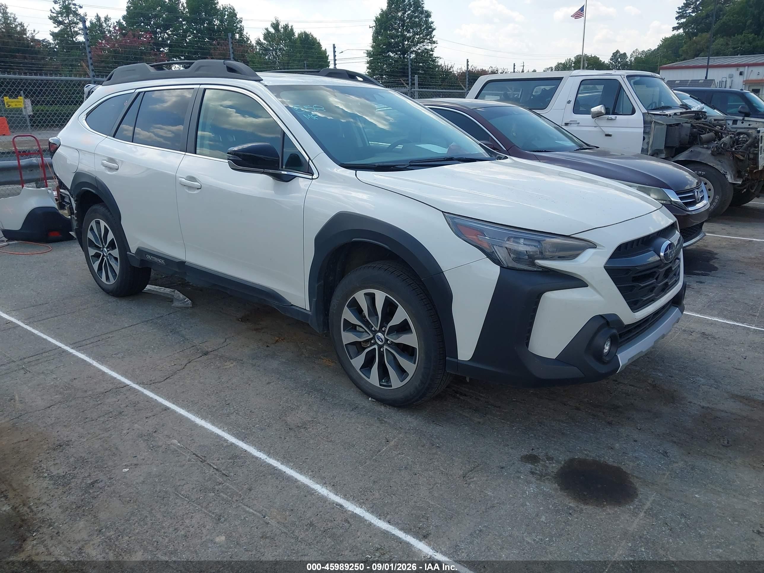 2024 Subaru Outback VIN 4S4BTANC7R3240100 — IAAI salvage auction photo