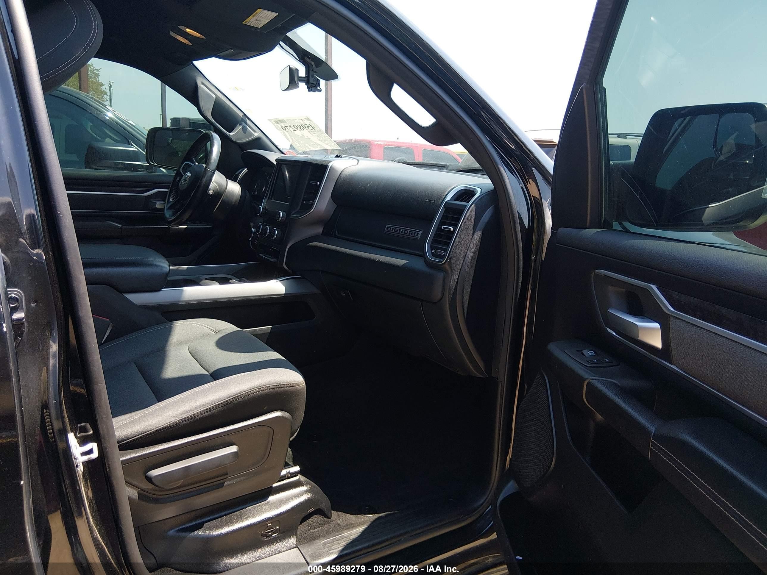 2021 Ram 1500 VIN 1C6RREFT5MN630012 IAAI salvage auction — Theft, Original (Texas), sold $9,800 on 2026-10-04 (photo 5)