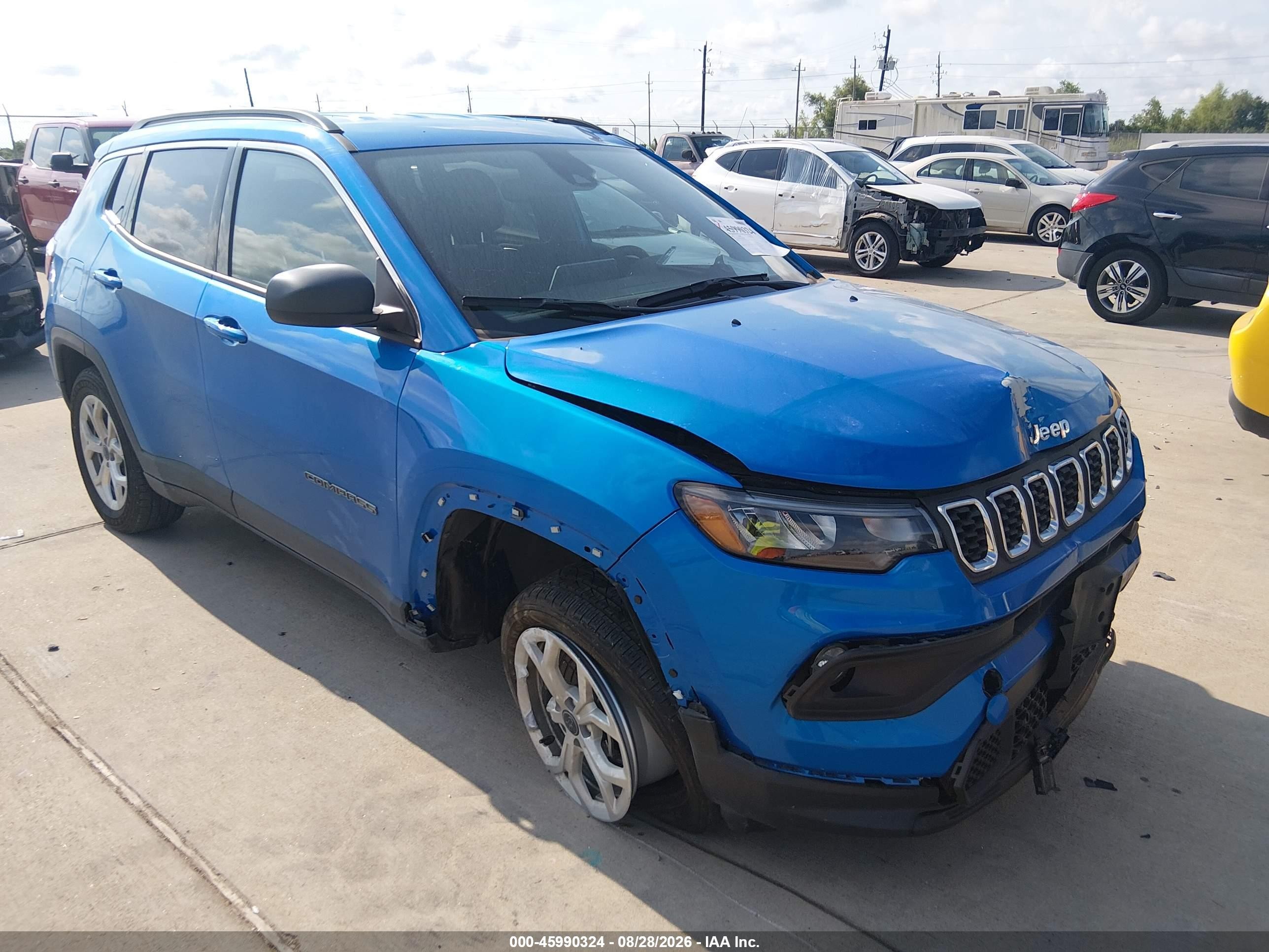 2025 Jeep Compass VIN 3C4NJDBNXST577689 — IAAI salvage auction photo