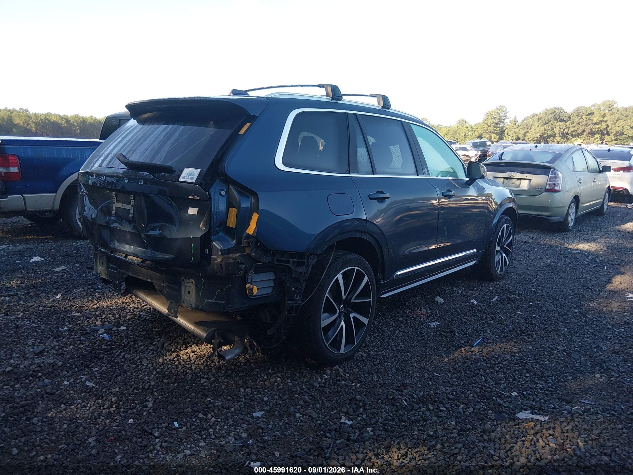 2021 Volvo XC90 Recharge VIN YV4BR0CK9M1758802 IAAI salvage auction — Rear End, Clear (South Carolina), sold $17,500 on 2026-09-29 (photo 4)