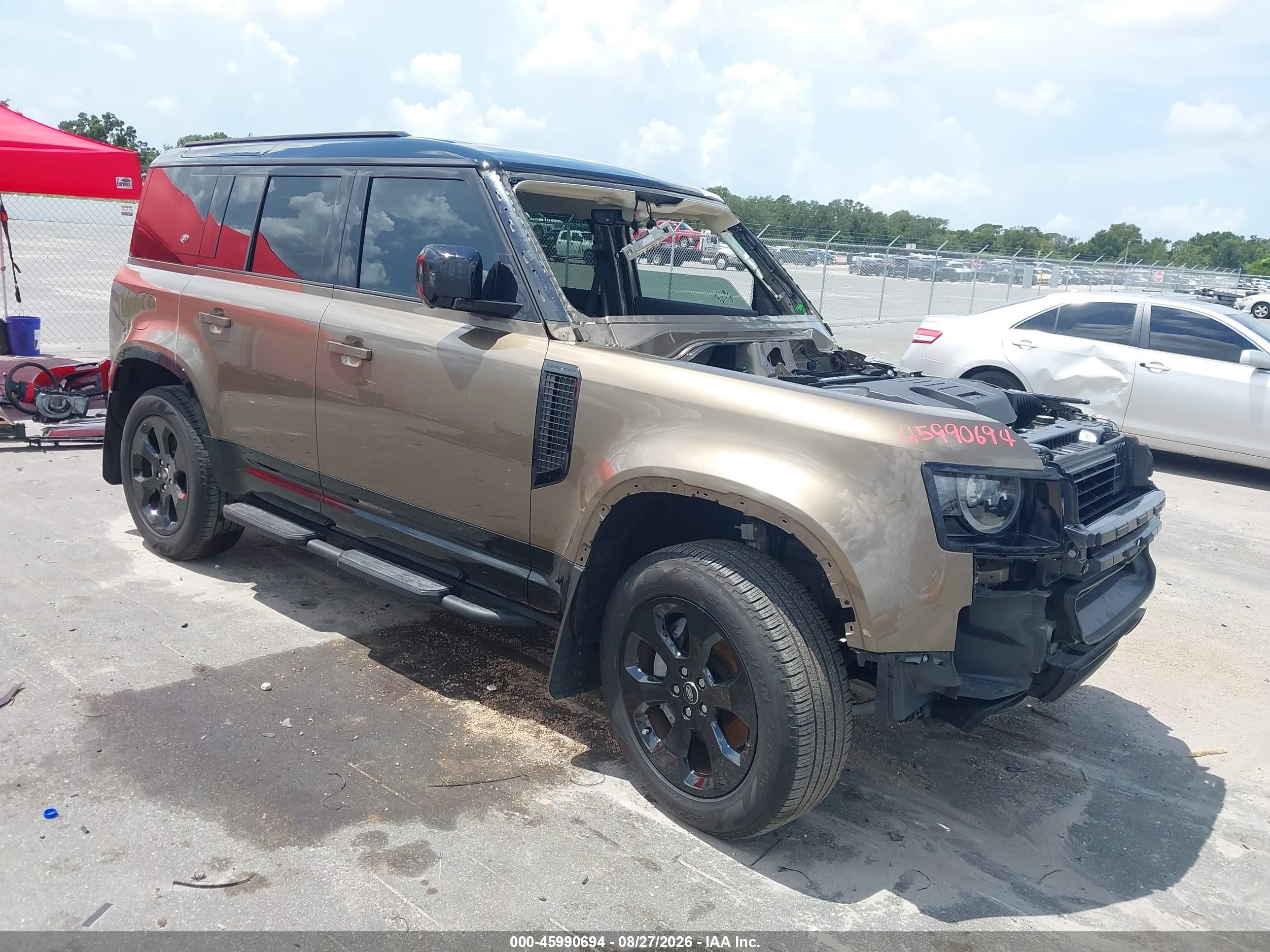 2024 Land Rover Defender VIN SALE27EU2R2355508 — IAAI salvage auction photo