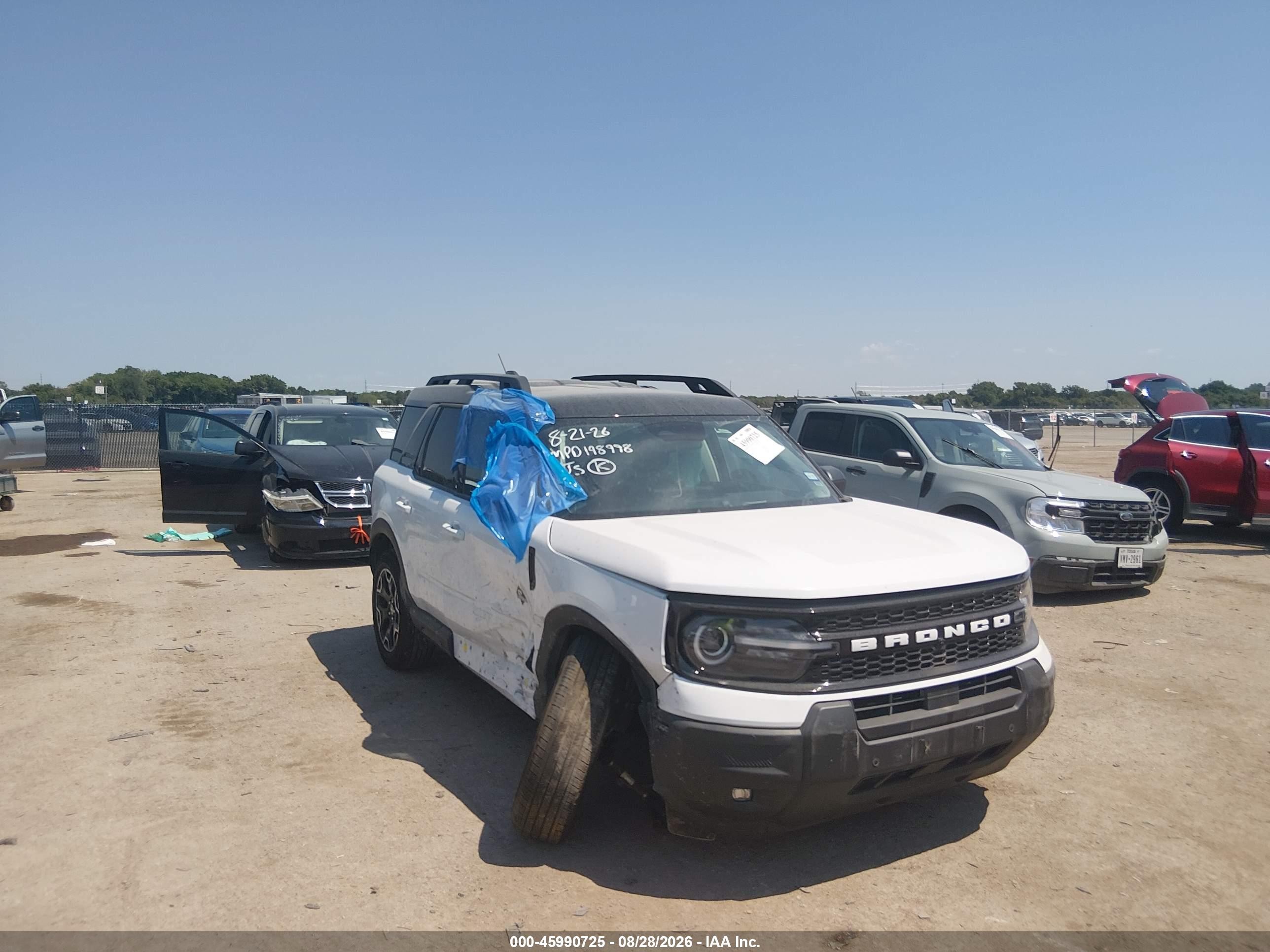 2025 Ford Bronco Sport VIN 3FMCR9CN2SRE34465 — IAAI salvage auction photo