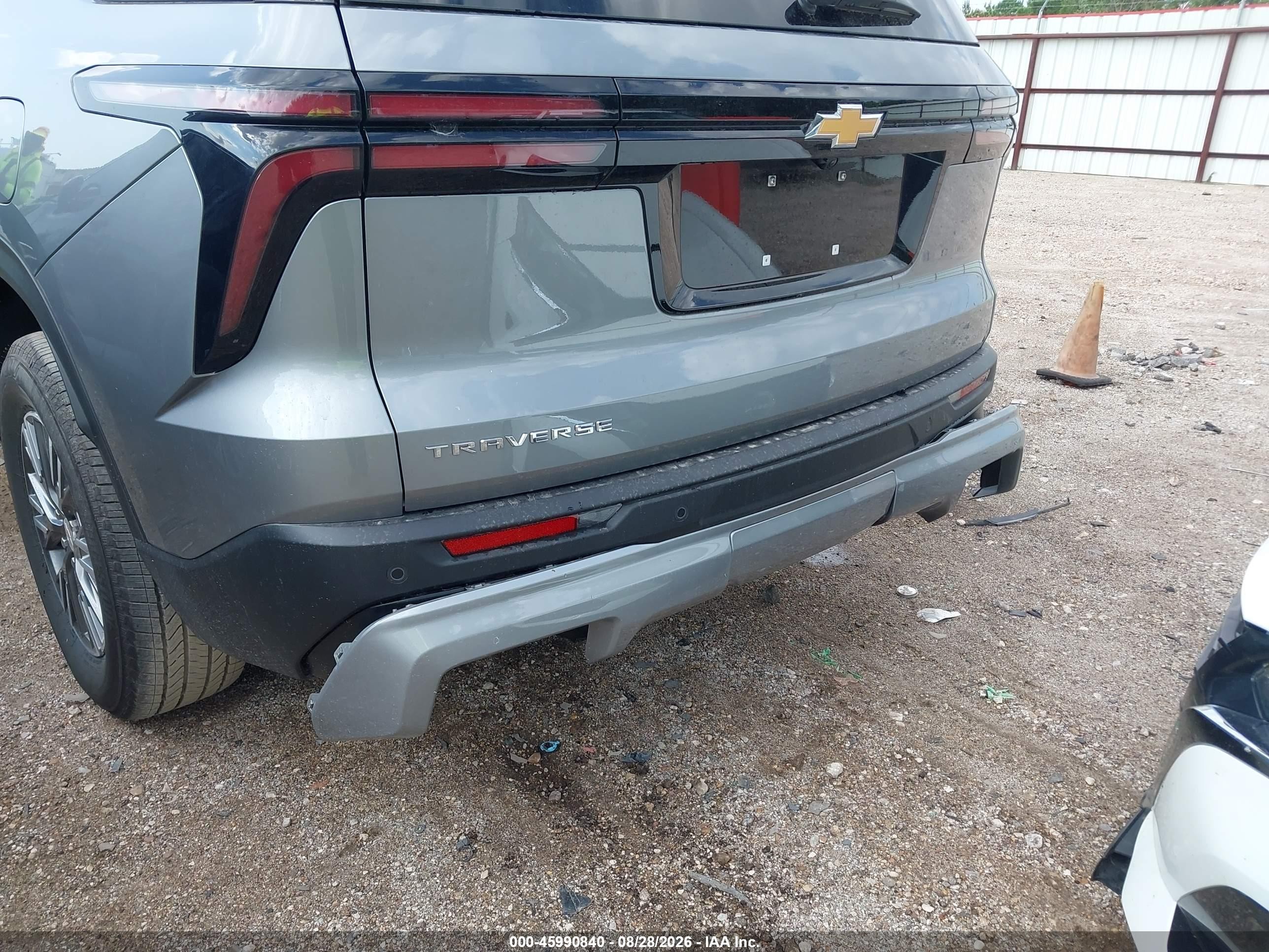 2026 Chevrolet Traverse VIN 1GNERGKS2TJ389863 IAAI salvage auction — Undercarriage, Enterprise Vehicles Clear Only (Texas), sold $22,000 on 2026-09-02 (photo 6)