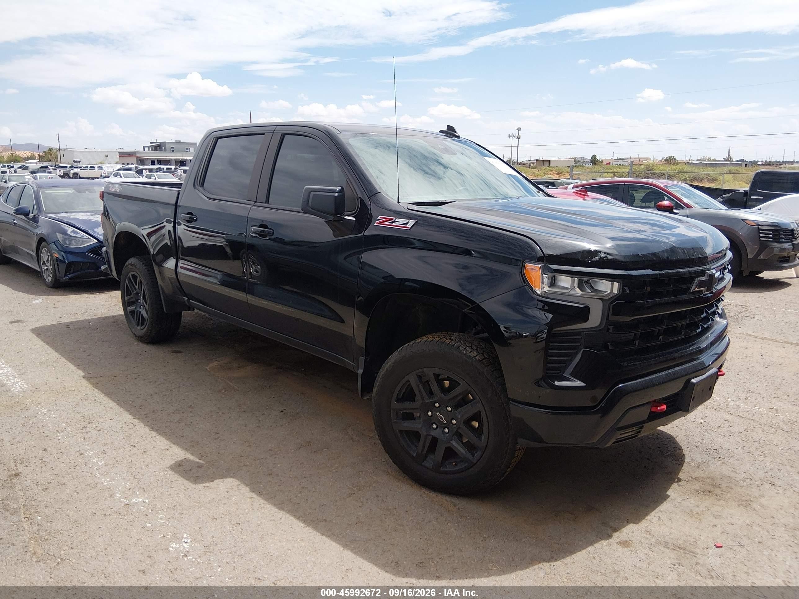 2025 Chevrolet Silverado 1500 VIN 3GCUKFED4SG115483 — IAAI salvage auction photo