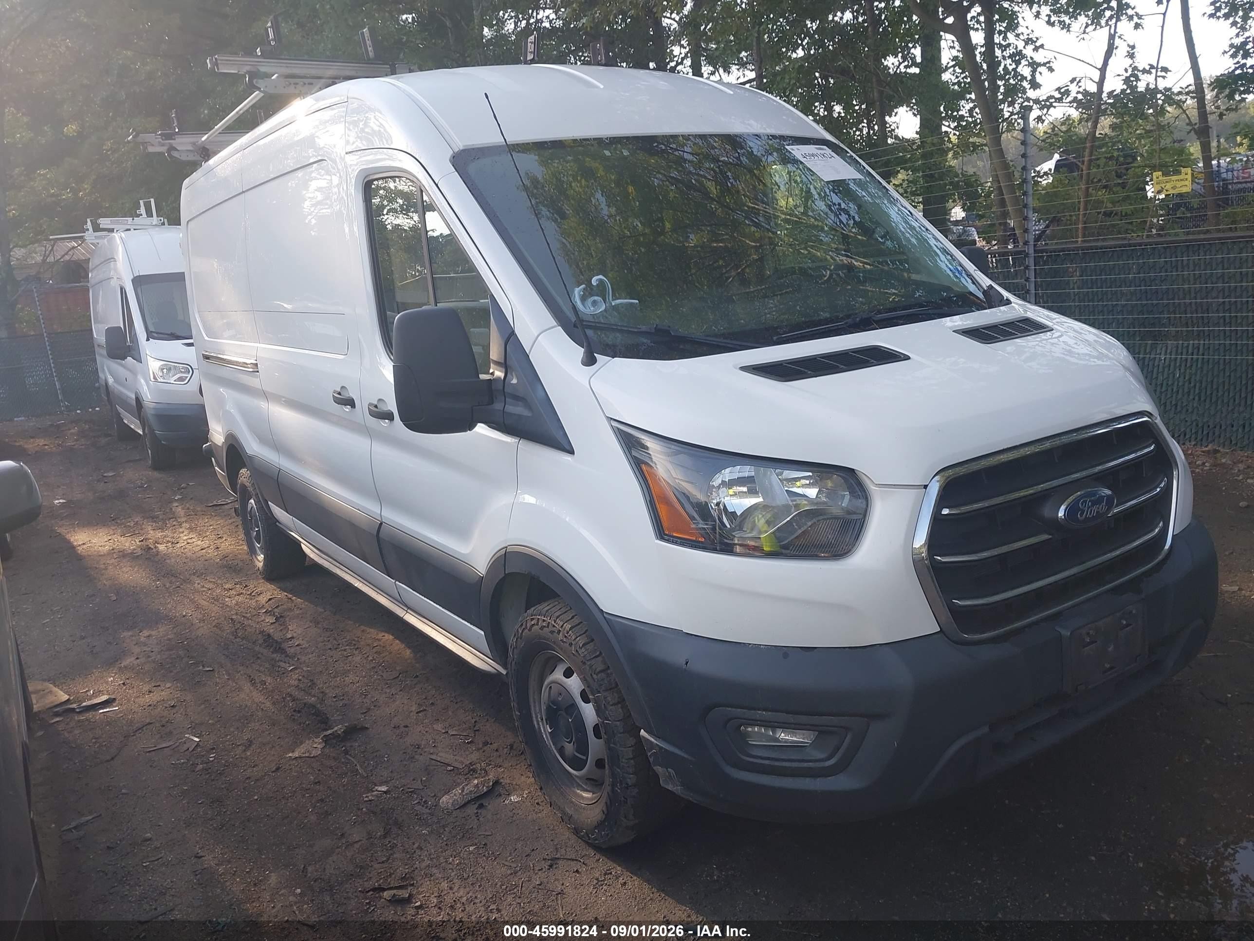 2020 Ford Transit-250 VIN 1FTBR1C8XLKA33831 — IAAI salvage auction photo